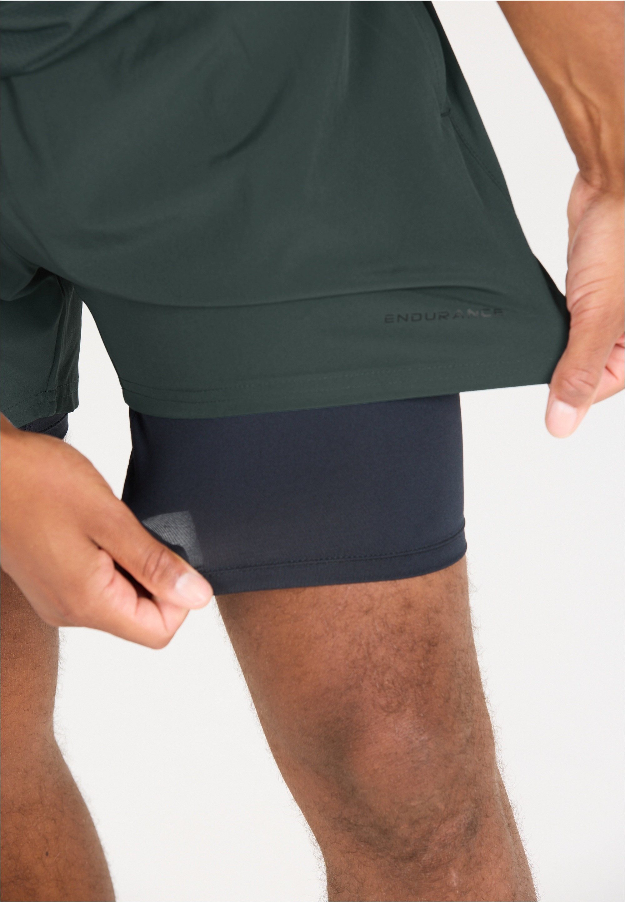 ENDURANCE Shorts »Kros«, Im 2-in-1-Design mit Quick Dry und Stretch-Funktion