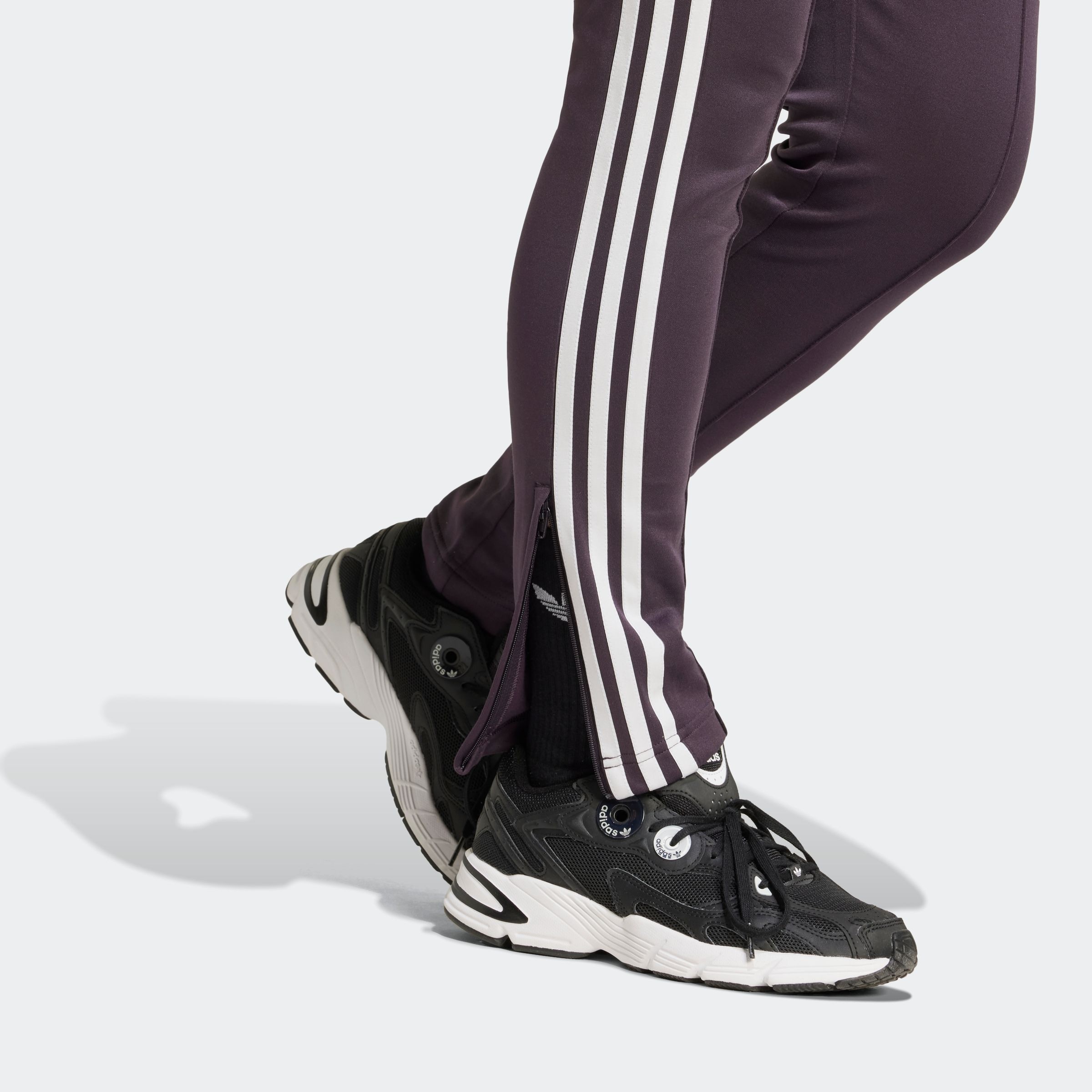 adidas Originals Sporthose »SST CLASSIC TP«, (1 tlg.), Superstar Trackpant, Streetwear