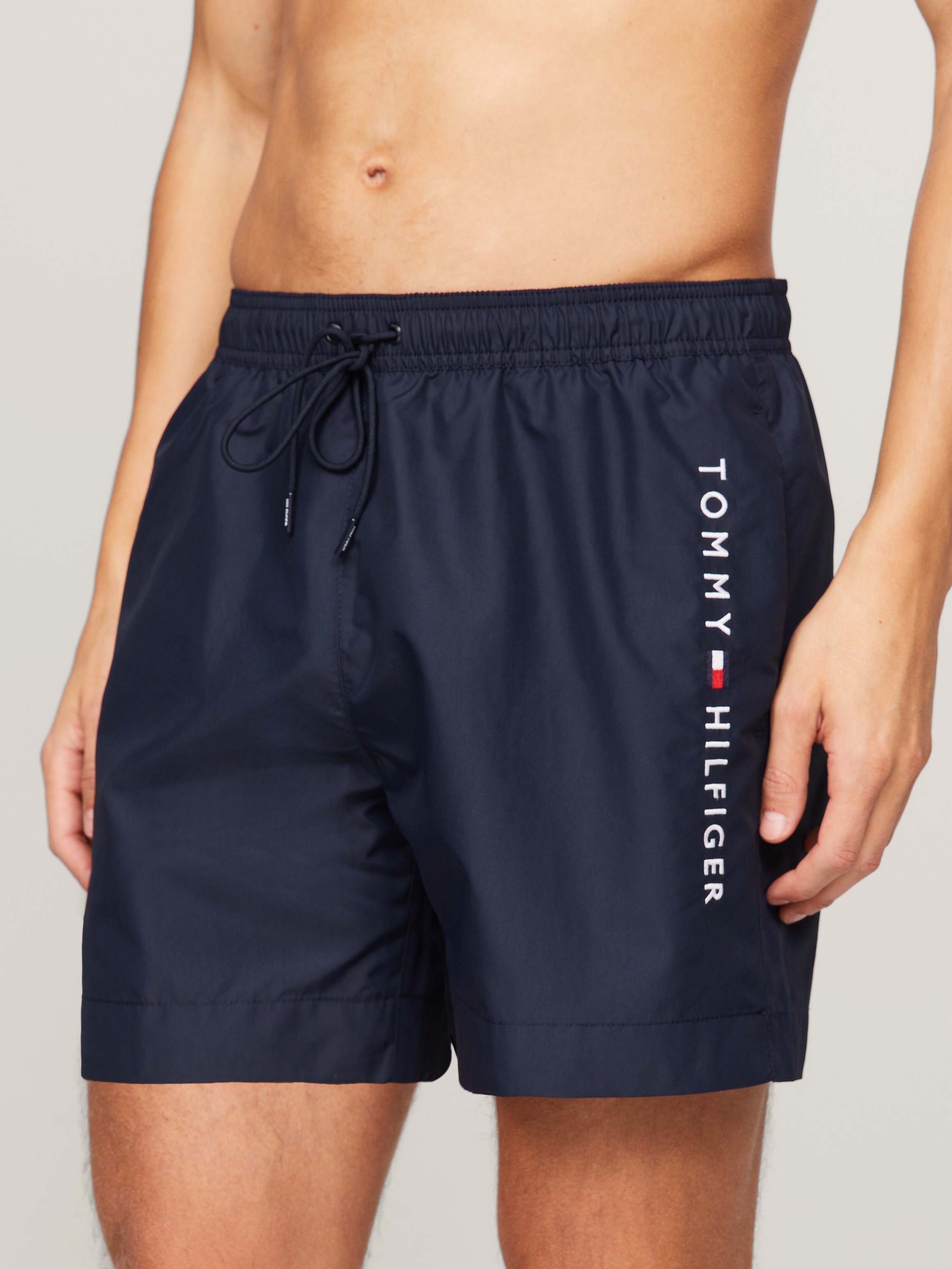 Tommy Hilfiger Swimwear Badeshorts "MEDIUM DRAWSTRING", mit Logostickerei a günstig online kaufen