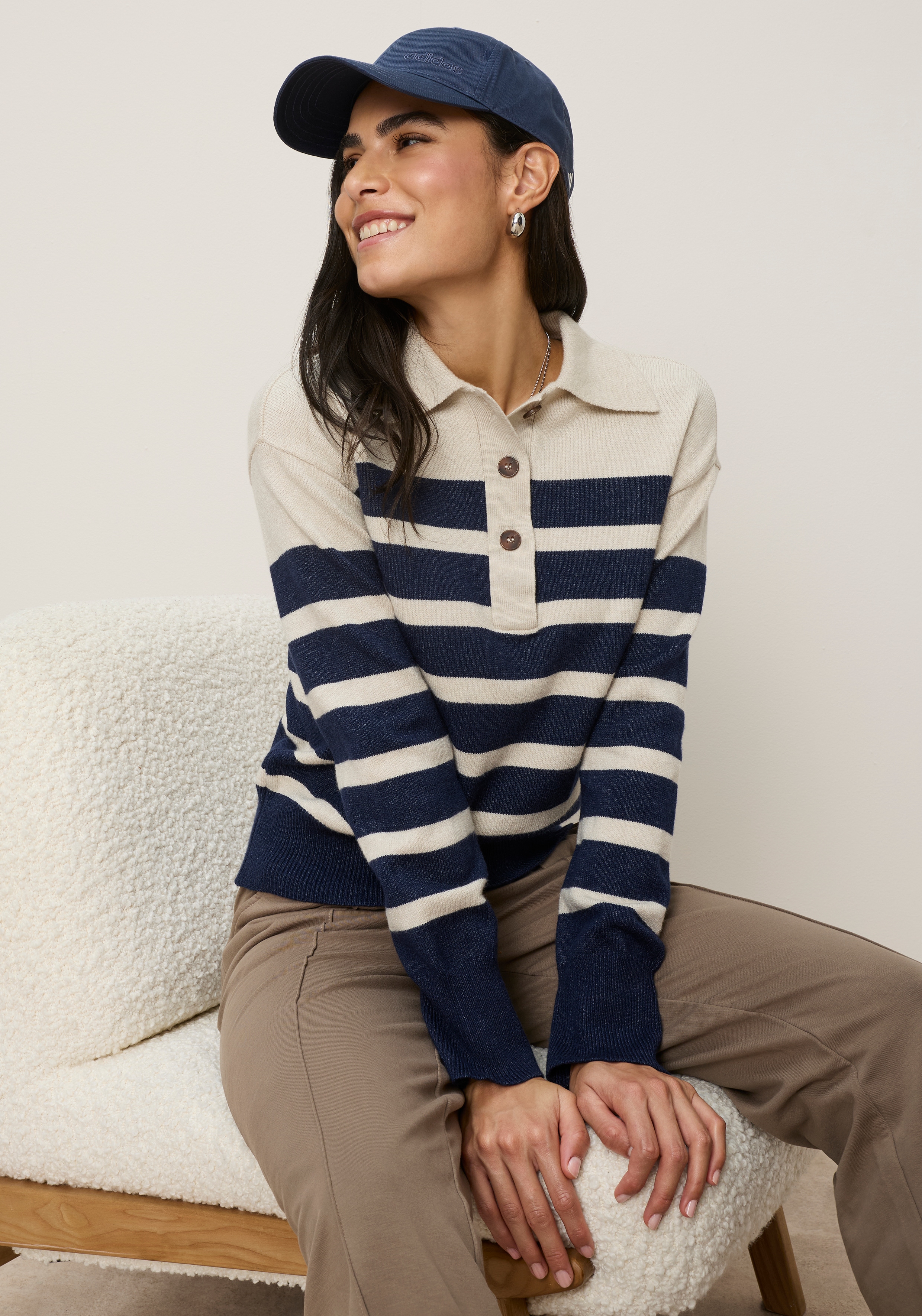 Tamaris Polokragenpullover "mit Polokragen, in elastischer Strickqualität" mit Streifen-Design