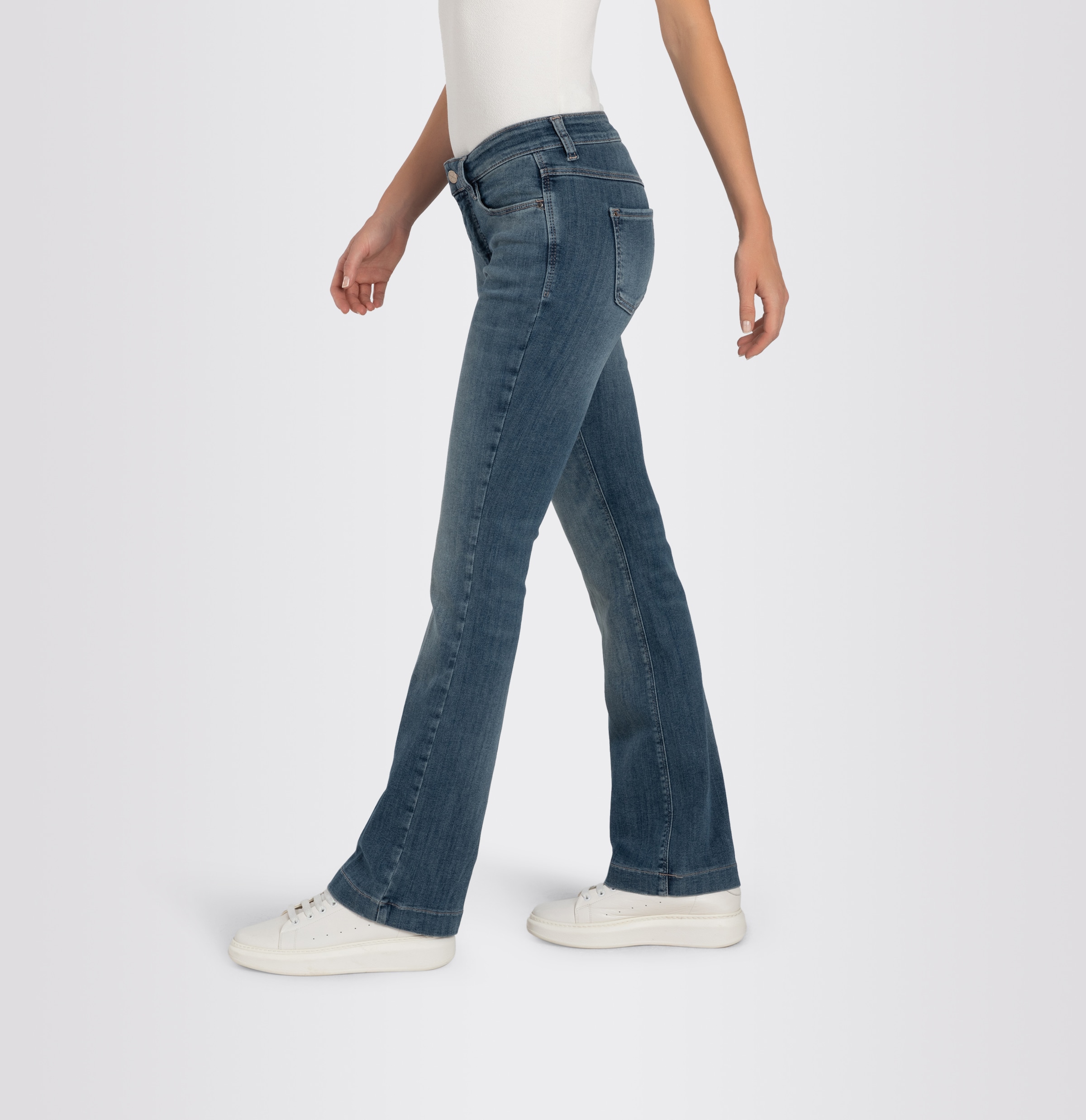 MAC Bootcut-Jeans "Dream-Boot", Gerade geschnitten mit leicht ausgestelltem günstig online kaufen