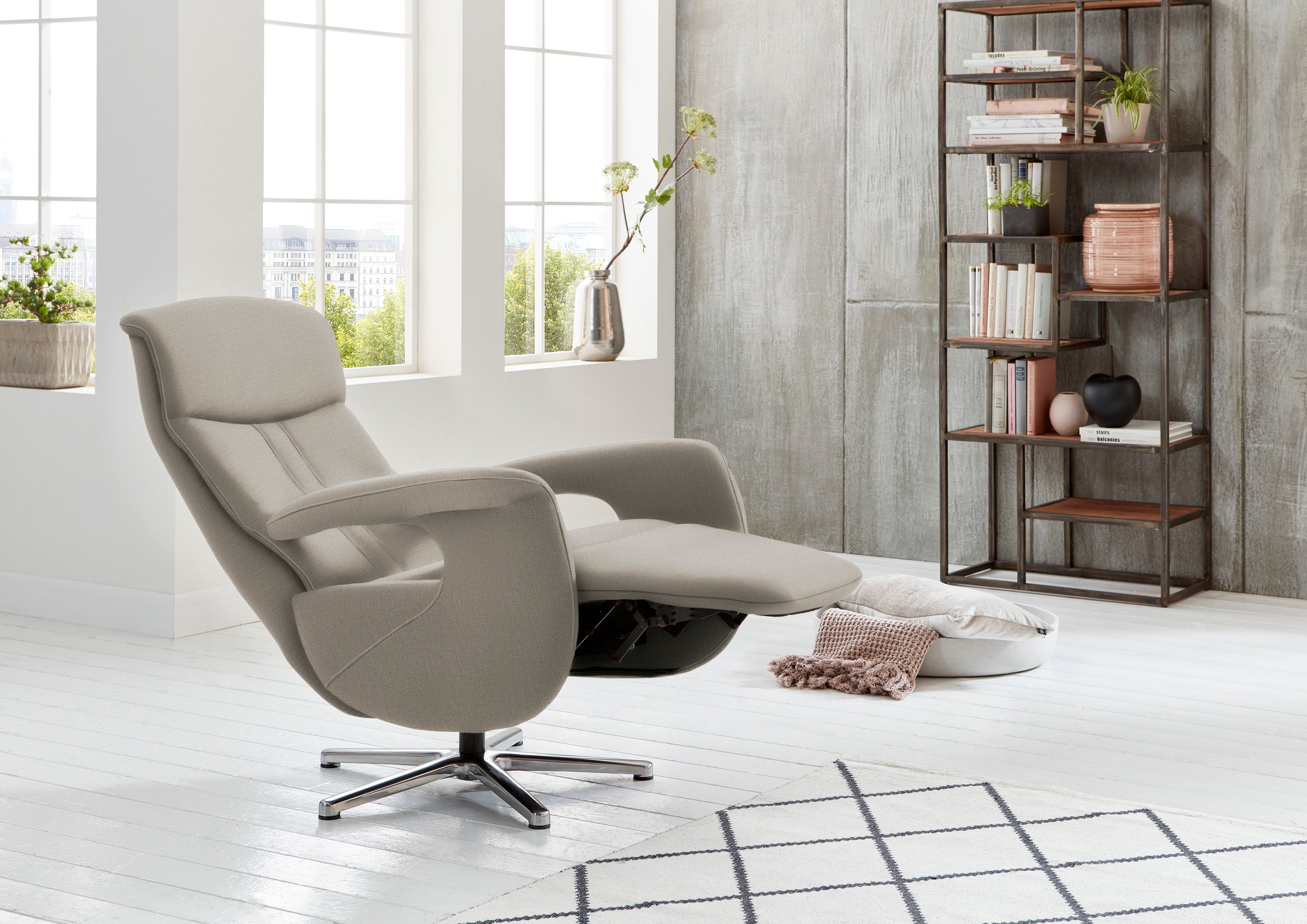 Die PlanBar Relaxsessel »MP-RS18073«, 360° drehbar, inkl. man. Kopfpolsterverstellung u. Relax-Funktion