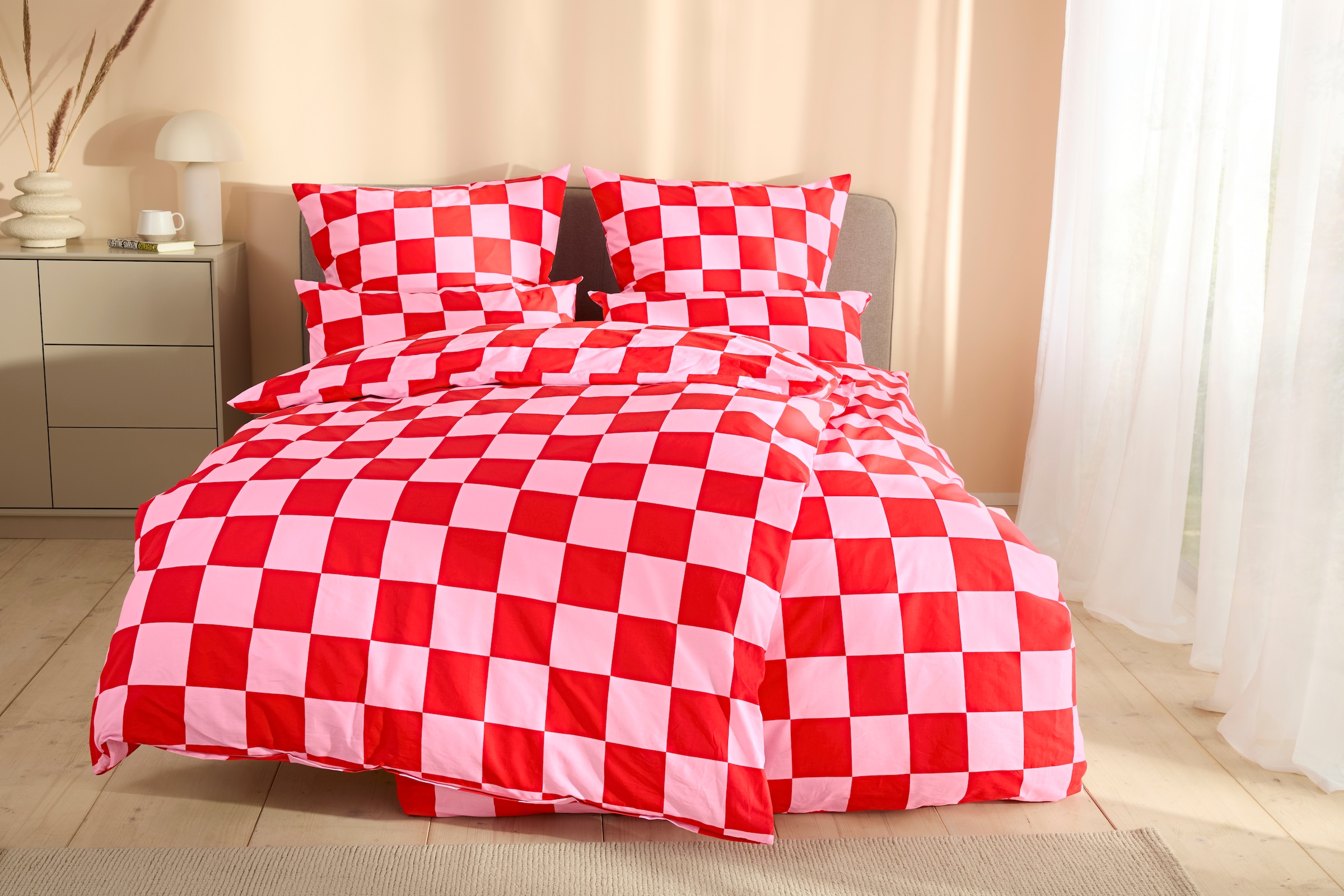 homsy by Ana Johnson Bettwäsche "Chessley" 2 mit coolem Karo-Muster, ab Größe 135x200 cm, by Ana Johnson