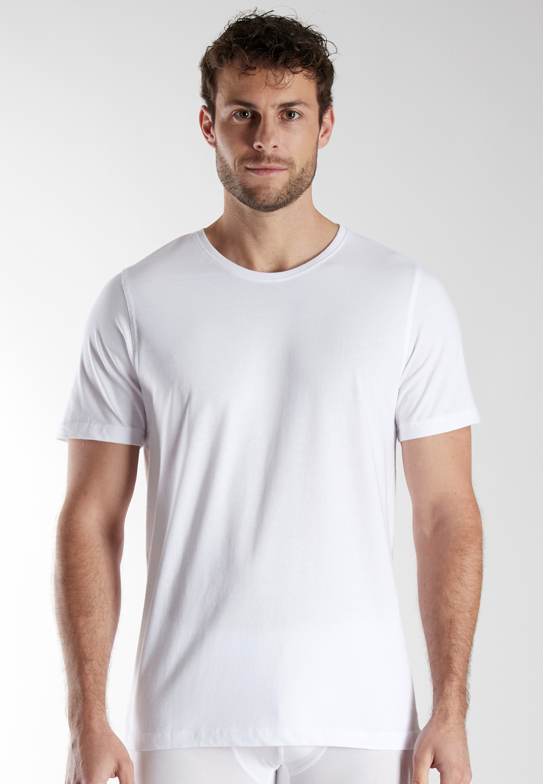 bugatti T-Shirt »Bari« Packung, 2er Pack, 2 Rundhalsausschnitt, Kurzarm, basic, Baumwolle, weich, bequem