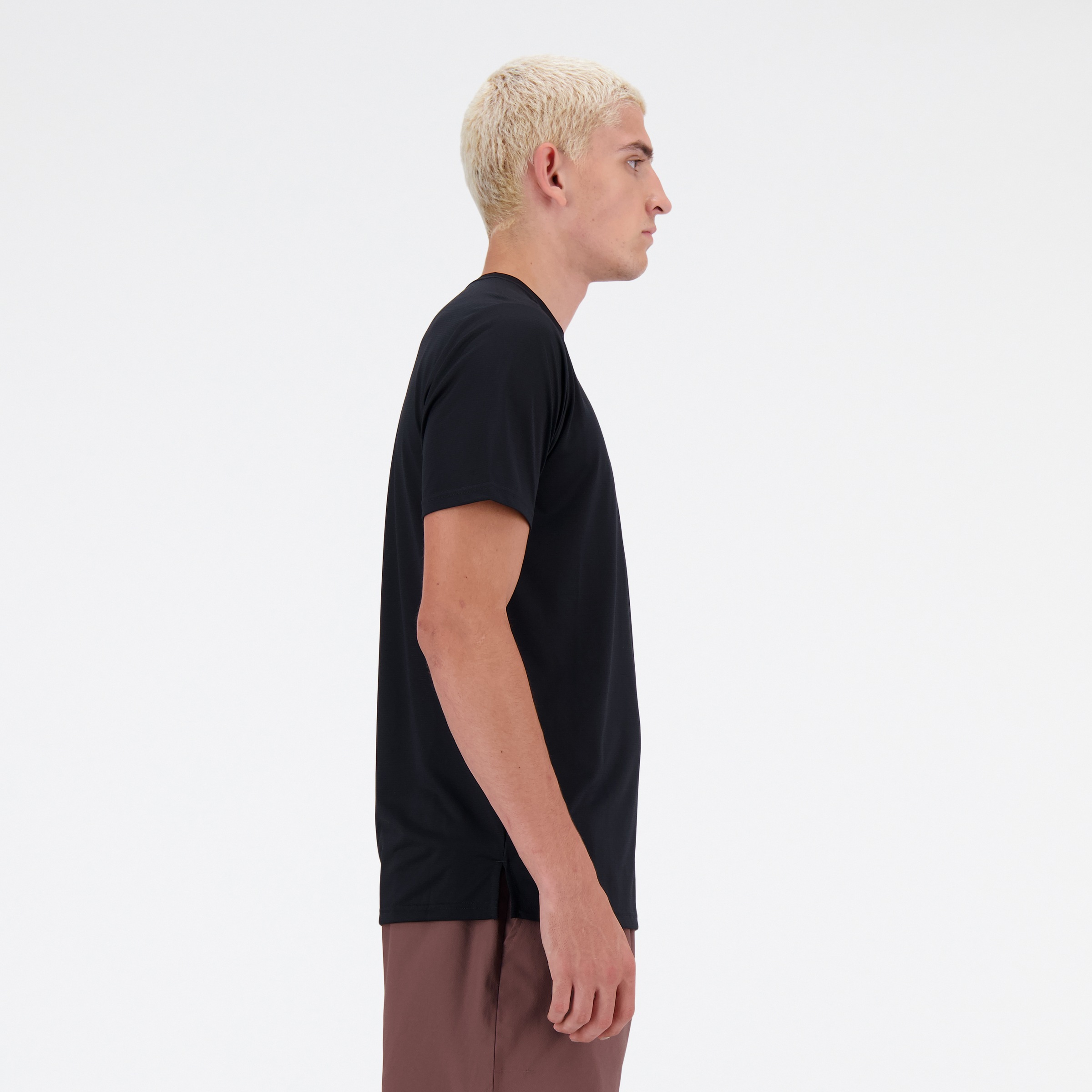 Thumbnail - New Balance Laufshirt "SPORT ESSENTIAL T-SHIRT" Regular Fit, kurze Ärmel, mit Rundhalsausschnitt