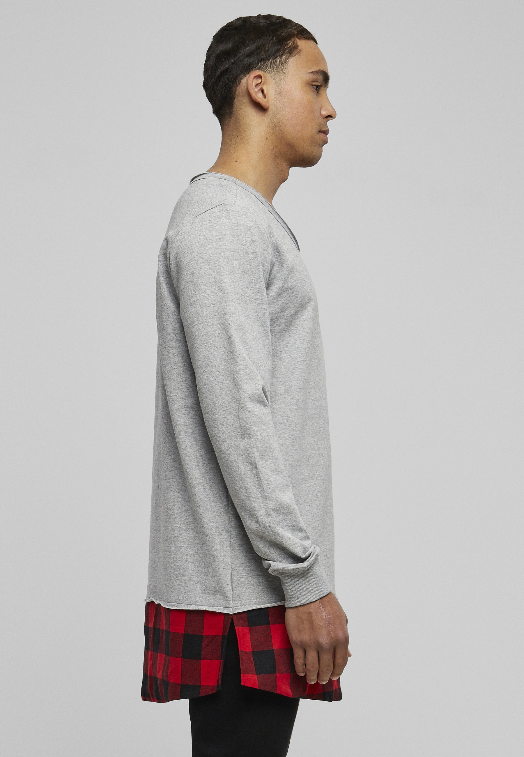 URBAN CLASSICS Sweatshirt »Urban Classics Herren Long Flanell Bottom Open Edge Crewneck«, 1 Stk.
