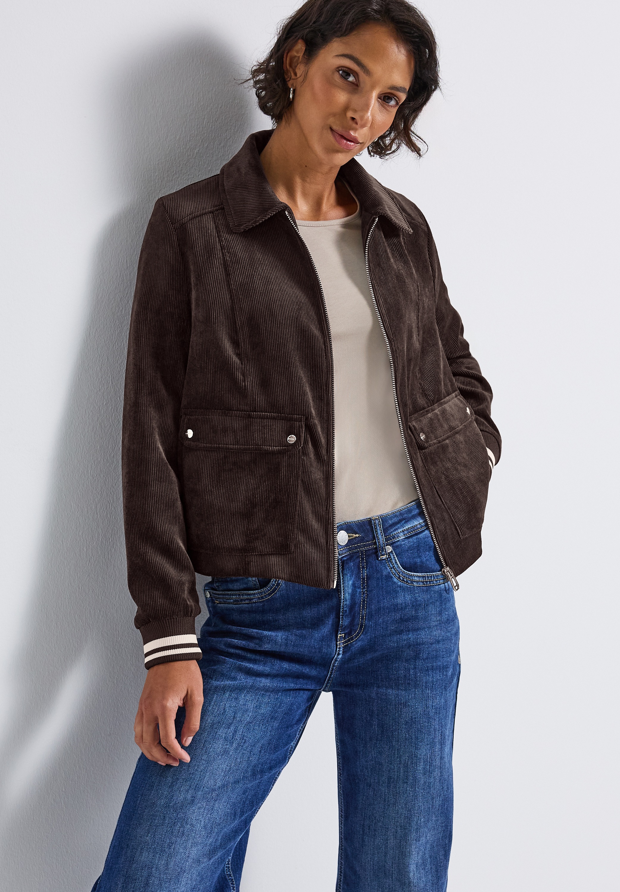 STREET ONE Cordjacke "Short Corduroy" ohne Kapuze im College-Style günstig online kaufen
