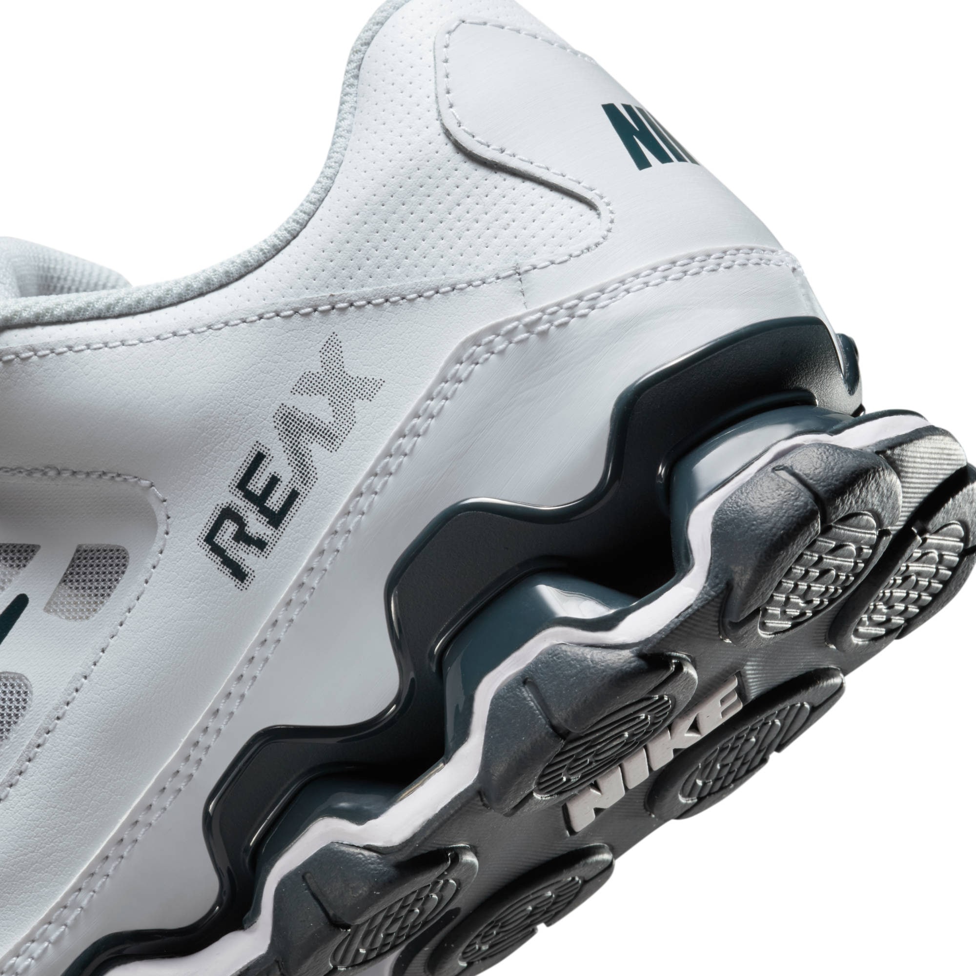 Nike Trainingsschuh »REAX 8 TR MESH«