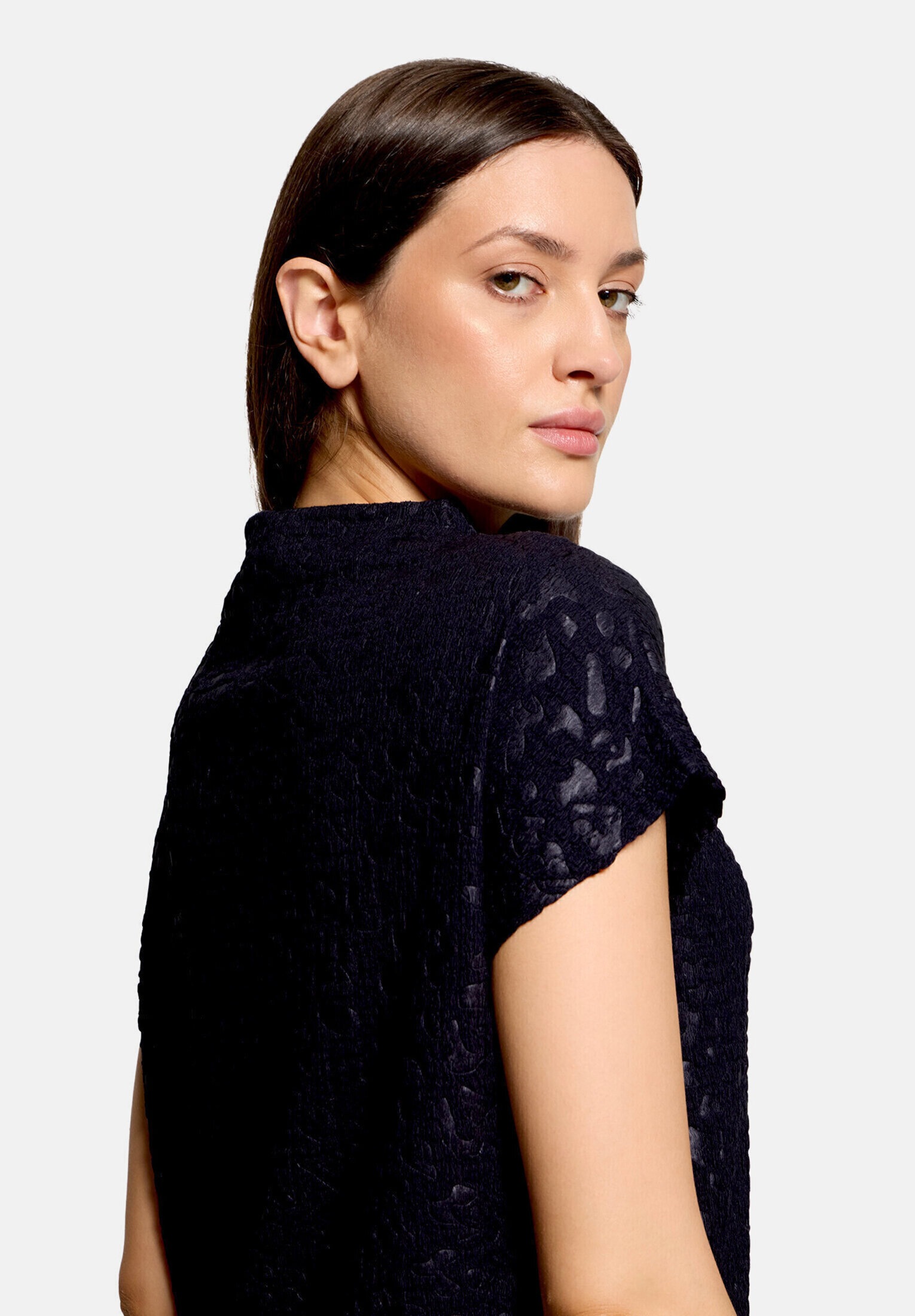 Betty Barclay Kurzarmshirt »Damen mit hohem Kragen« 1
