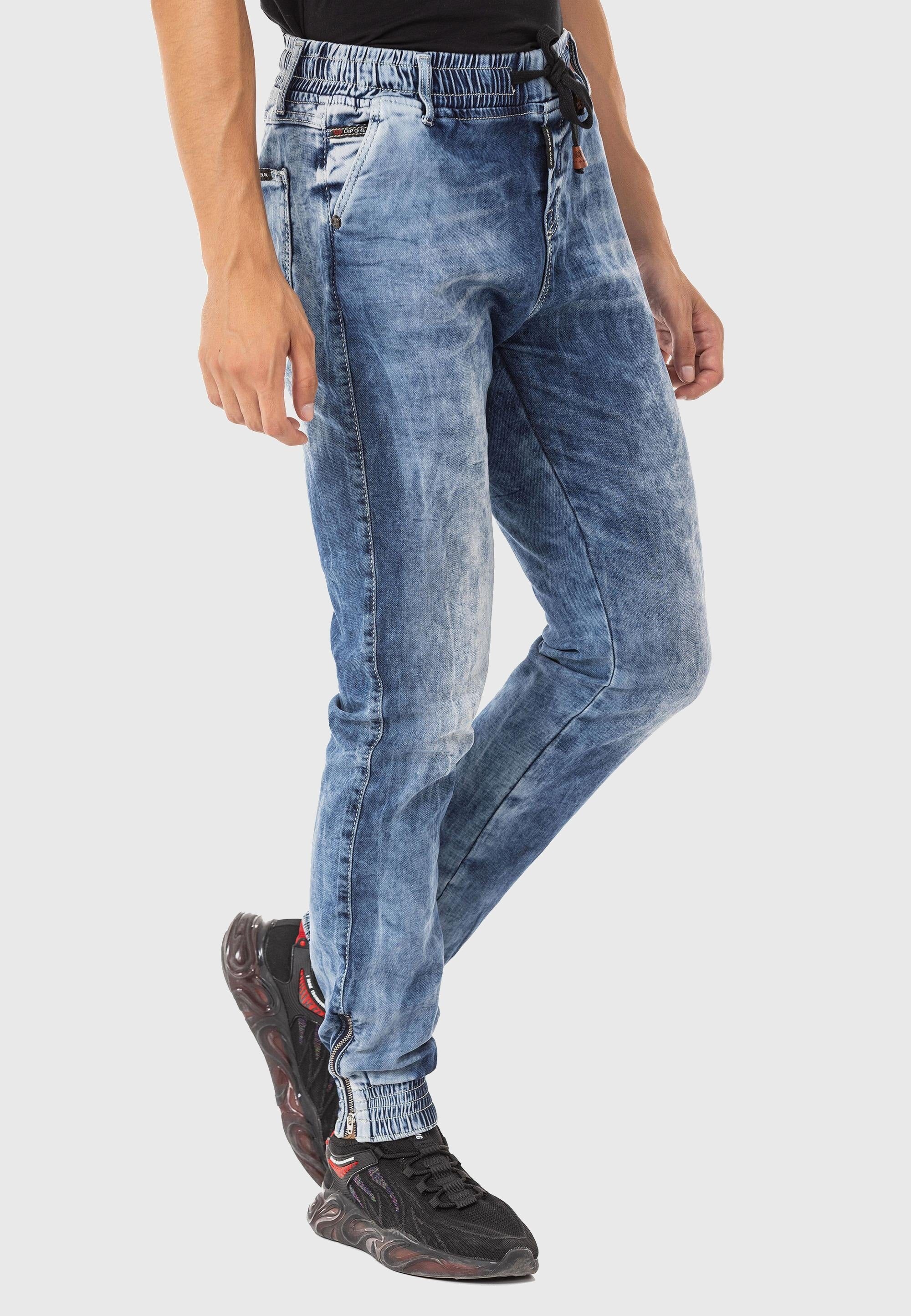 Cipo & Baxx 5-Pocket-Jeans »Hose« im Used-Look