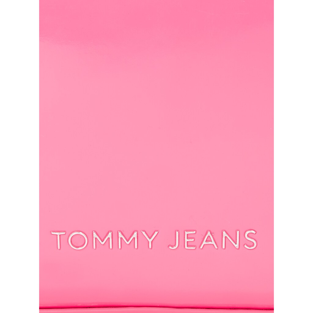 Tommy Jeans Mini Bag »TJW ESS MUST CAMERA BAG PATENT«, im praktischen Format