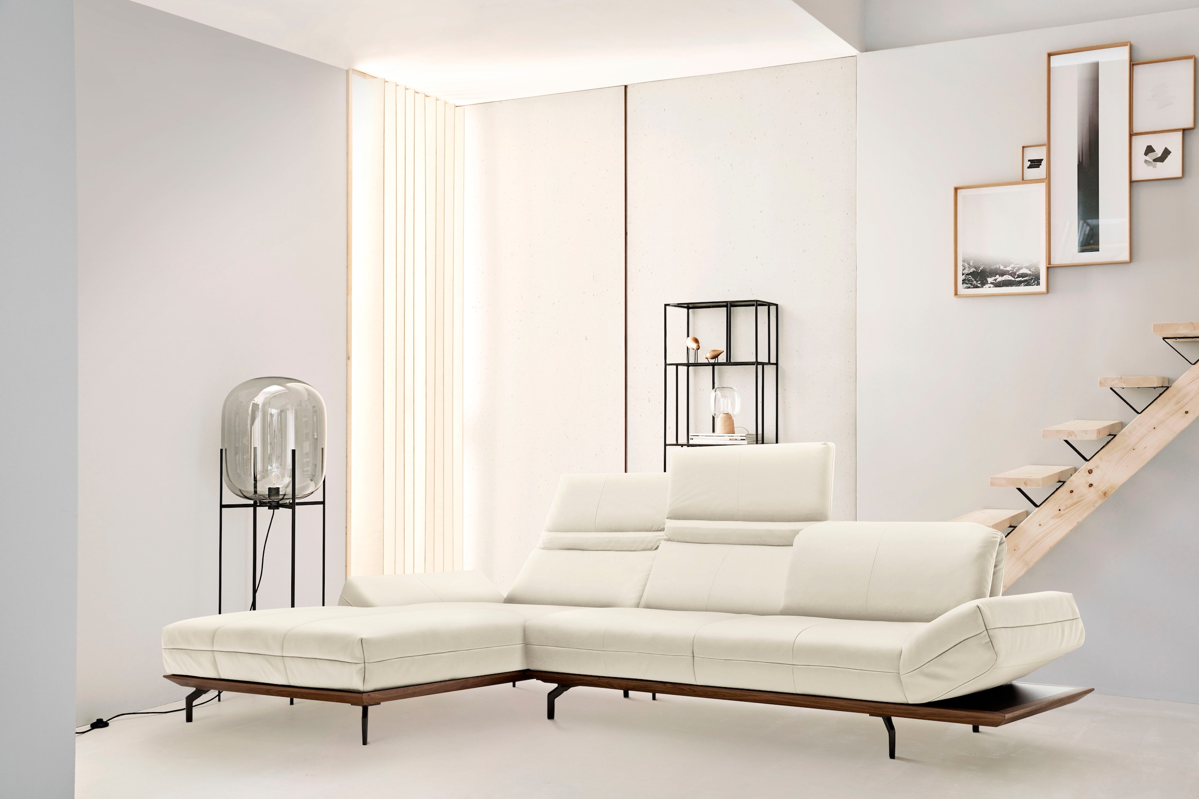 Creation BY ROLF BENZ Ecksofa "CR.420, Designecksofa, bequem, verstellbare Rückenlehne, L-Form" in 2 Qualitäten, Holzrahmen in Eiche Natur oder Nußbaum, Breite 313 cm