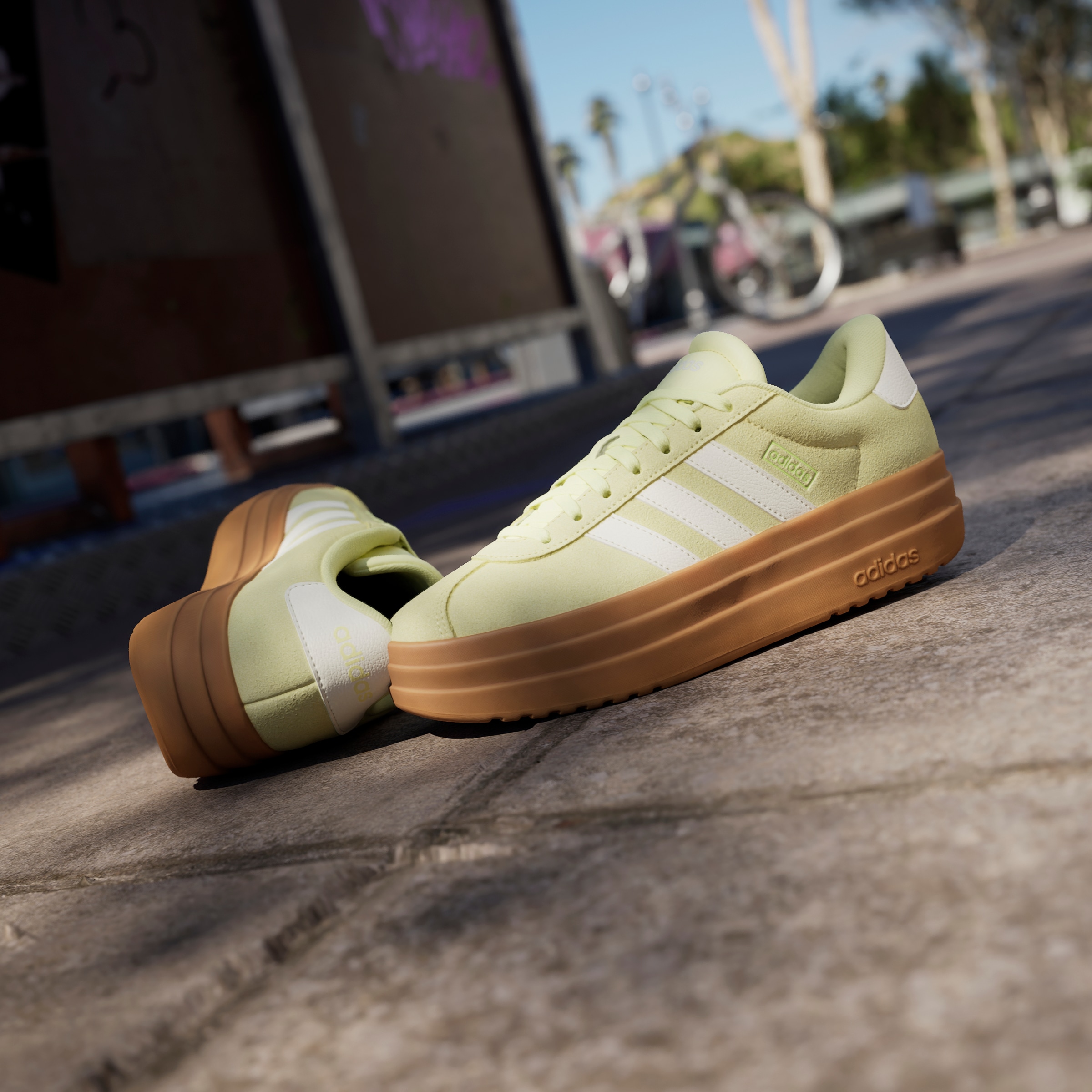 adidas Sportswear Sneaker »VL COURT BOLD«, Design auf den Spuren des adidas Gazelle Bold