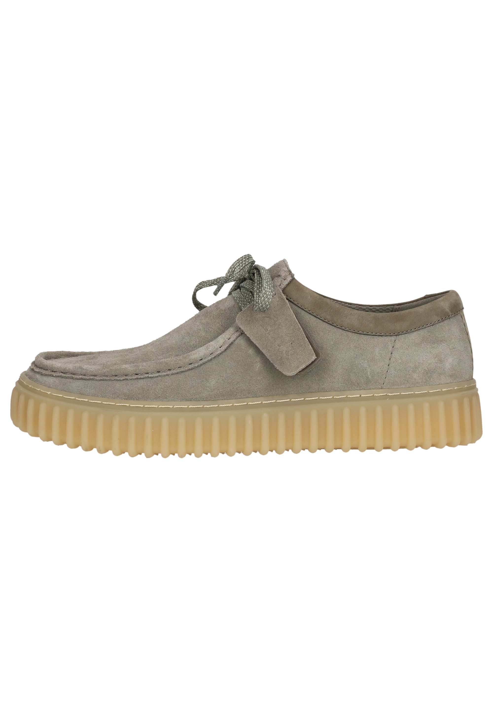 Clarks Schnürschuh »Torhill Low«, mit großer, gerippter Außensohle