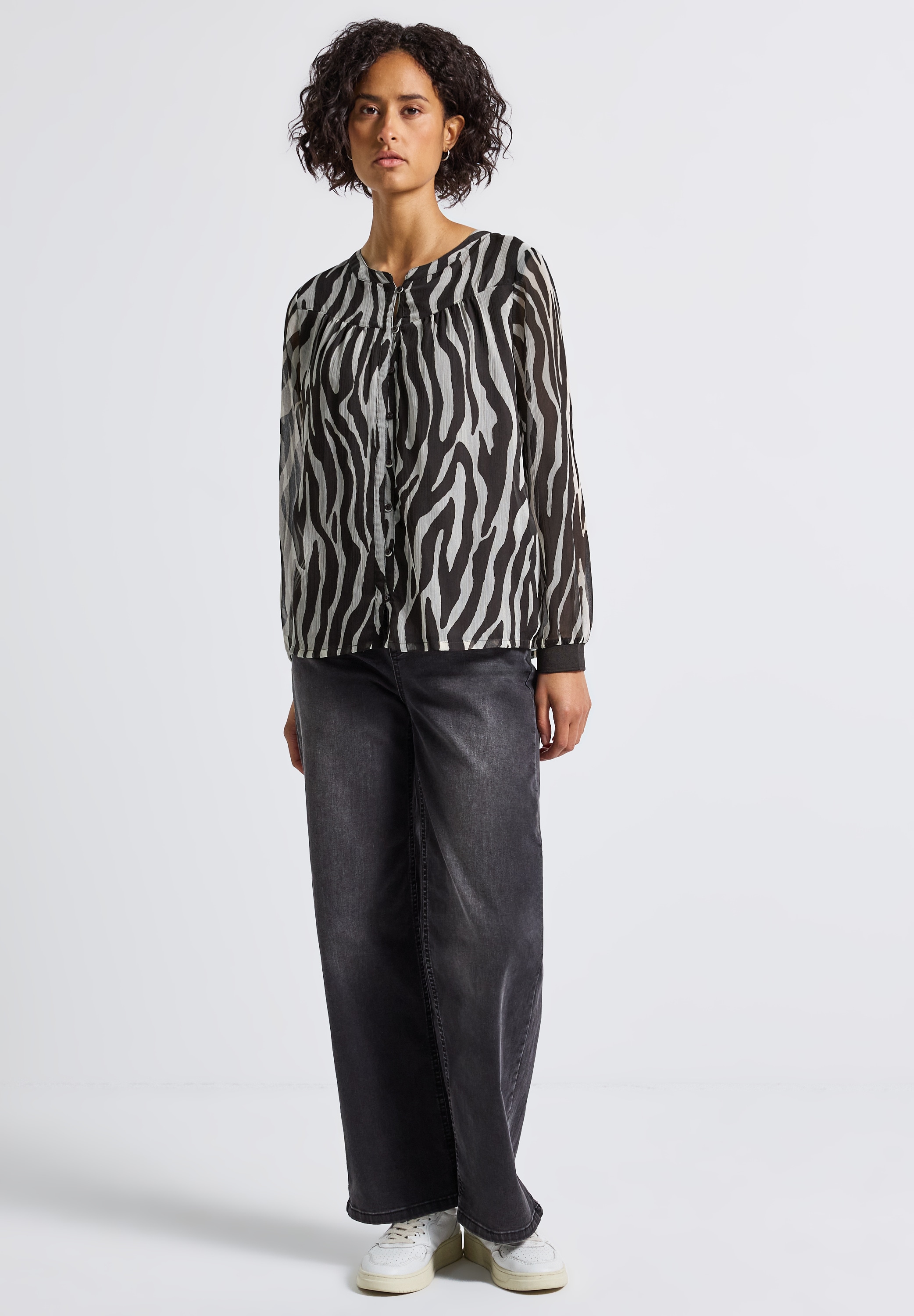 STREET ONE Chiffonbluse, in Blusen-Optik
