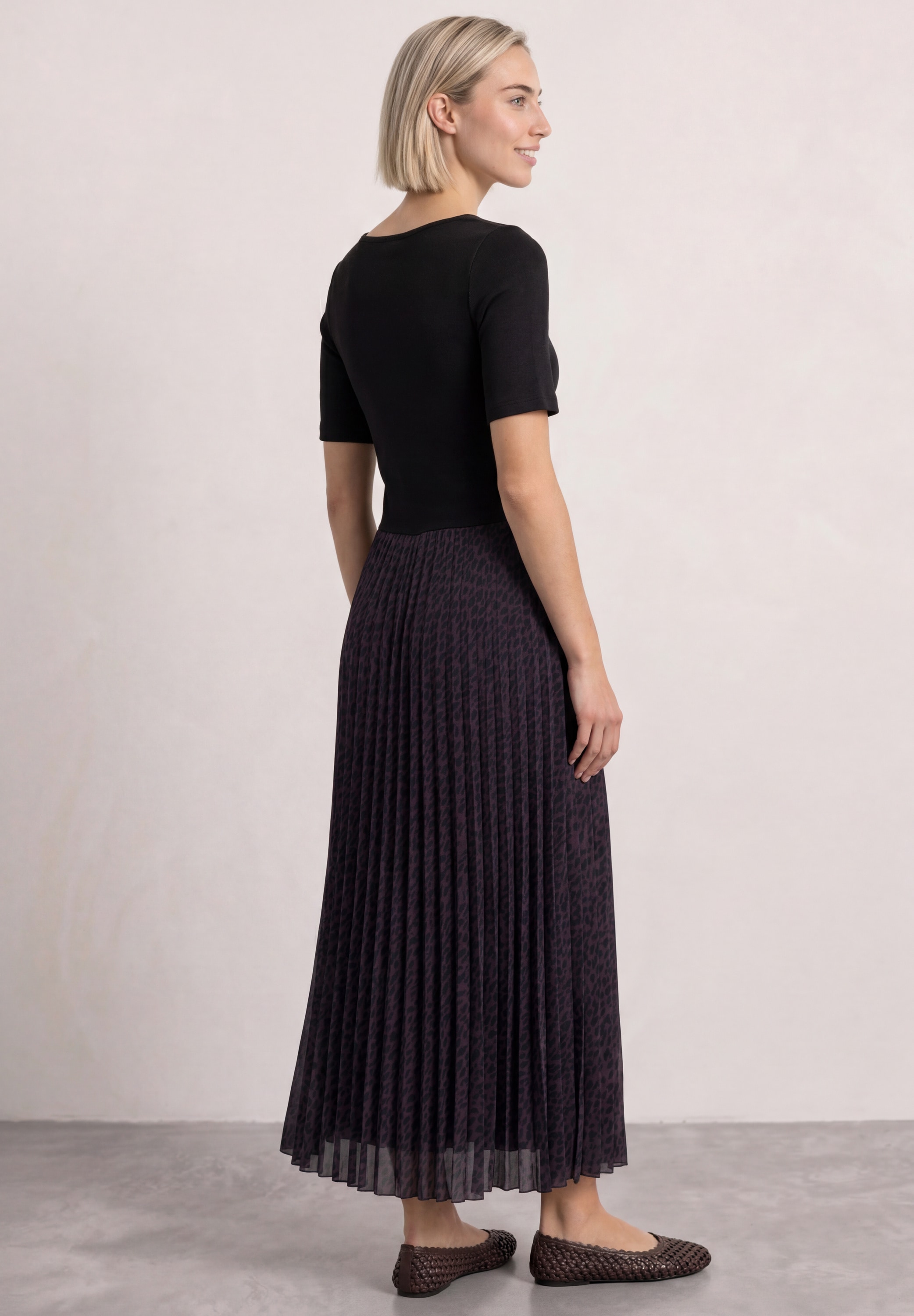 STREET ONE Maxikleid Ohne Taschen mit plissiertem Rockteil