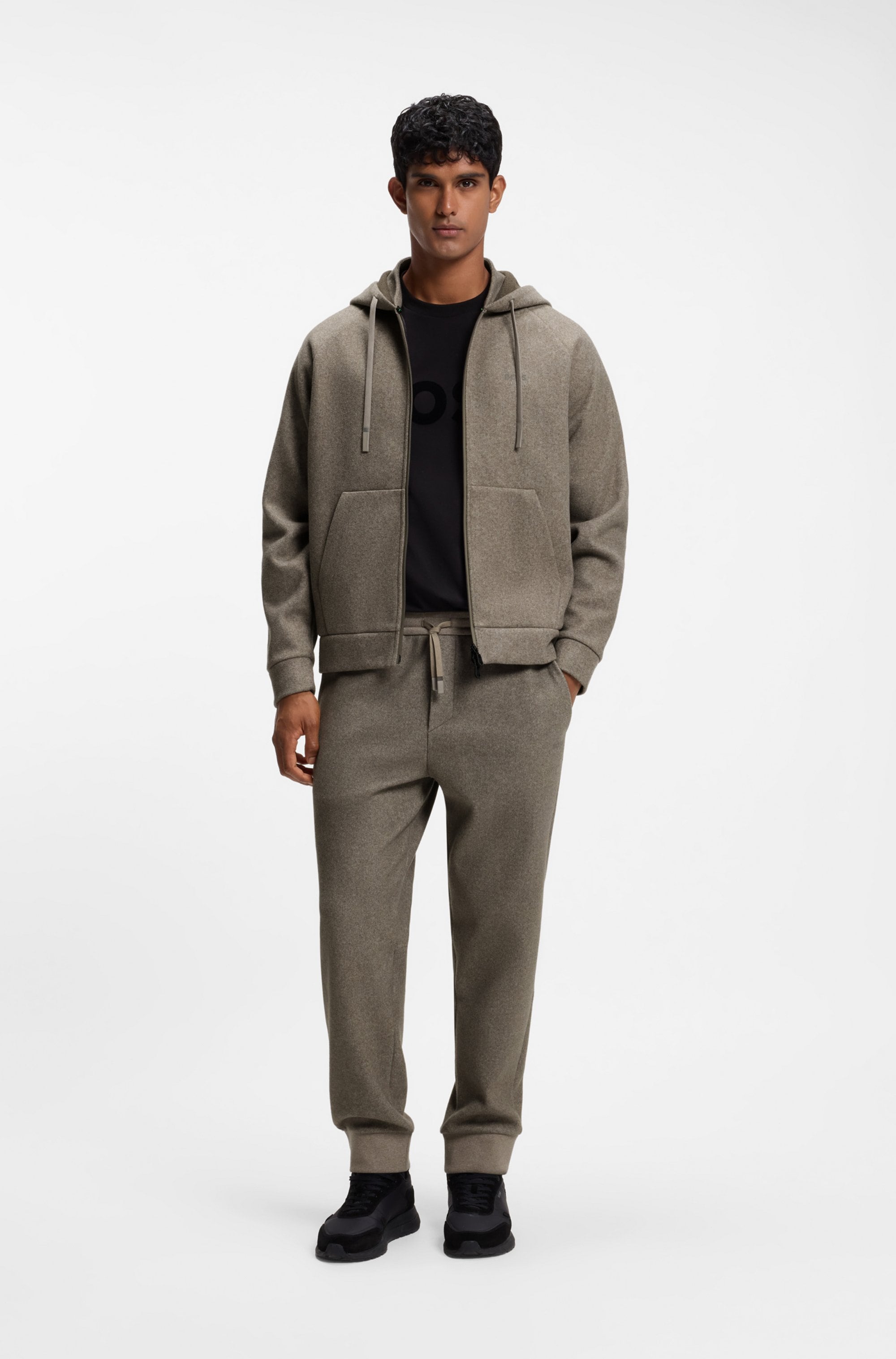 BOSS GREEN Jogger Pants »JT Transit Long«  Reguläre Passform mit elastischem Bund und Rippbündchen mit Kordelzug