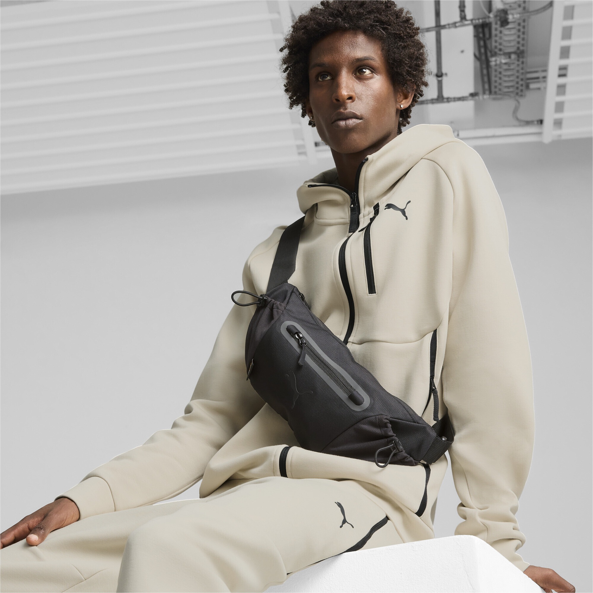 PUMA Bauchtasche »TECH Gürteltasche Jugendliche und Erwachsene«