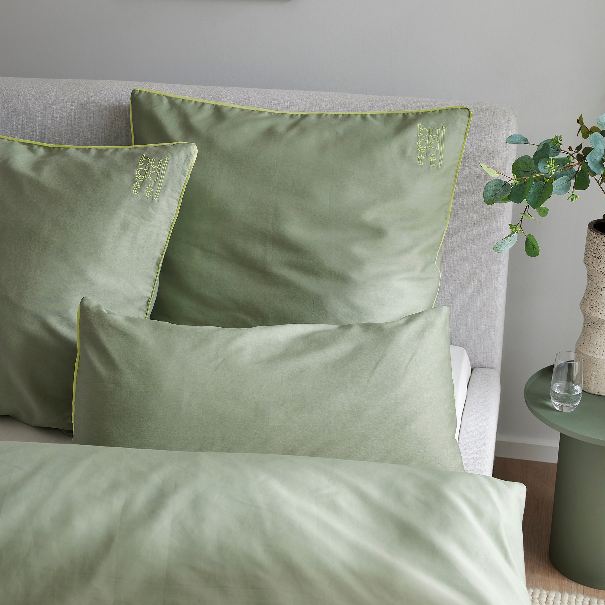 Thumbnail - bugatti Bettwäsche "Satinbettwäsche bugatti" 2 Stk. mit edler Paspelierung