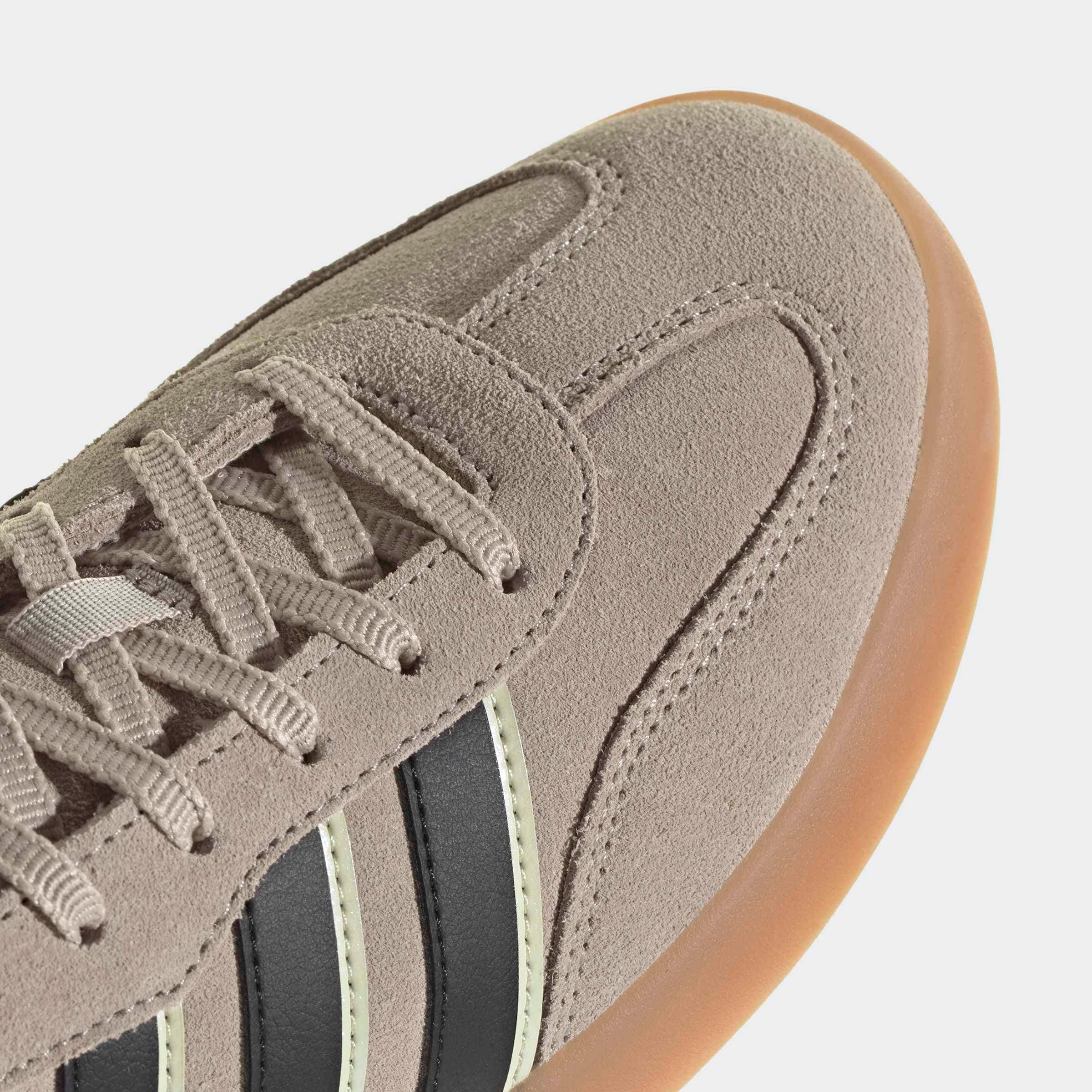 adidas Sportswear Sneaker »BARREDA DECODE«  inspiriert vom Design des adidas handball spezial