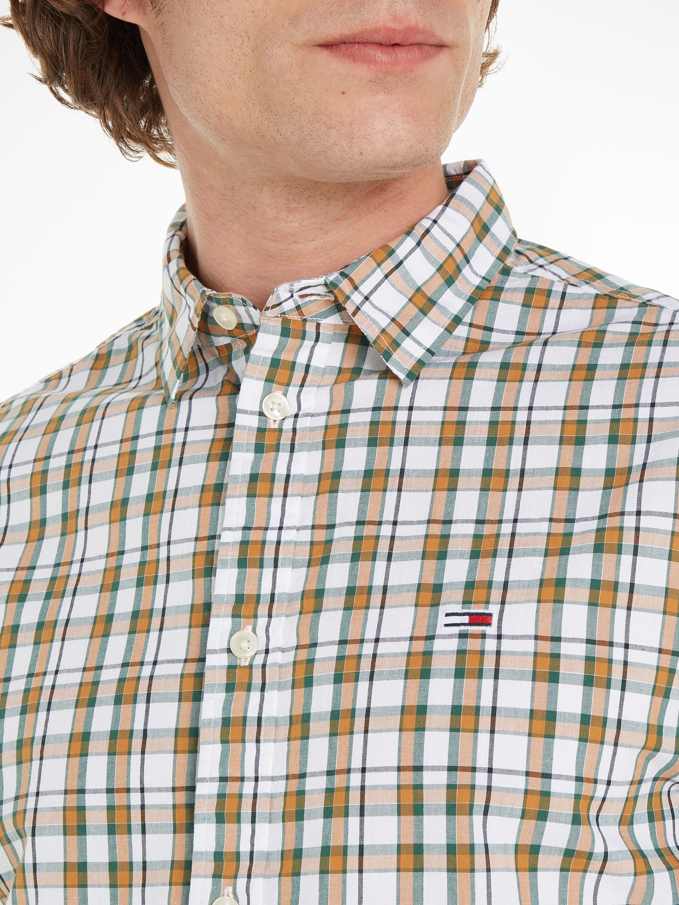 Tommy Jeans Karohemd »TJM REG ESSENTIAL CHECK SHIRT«, mit Logostickerei