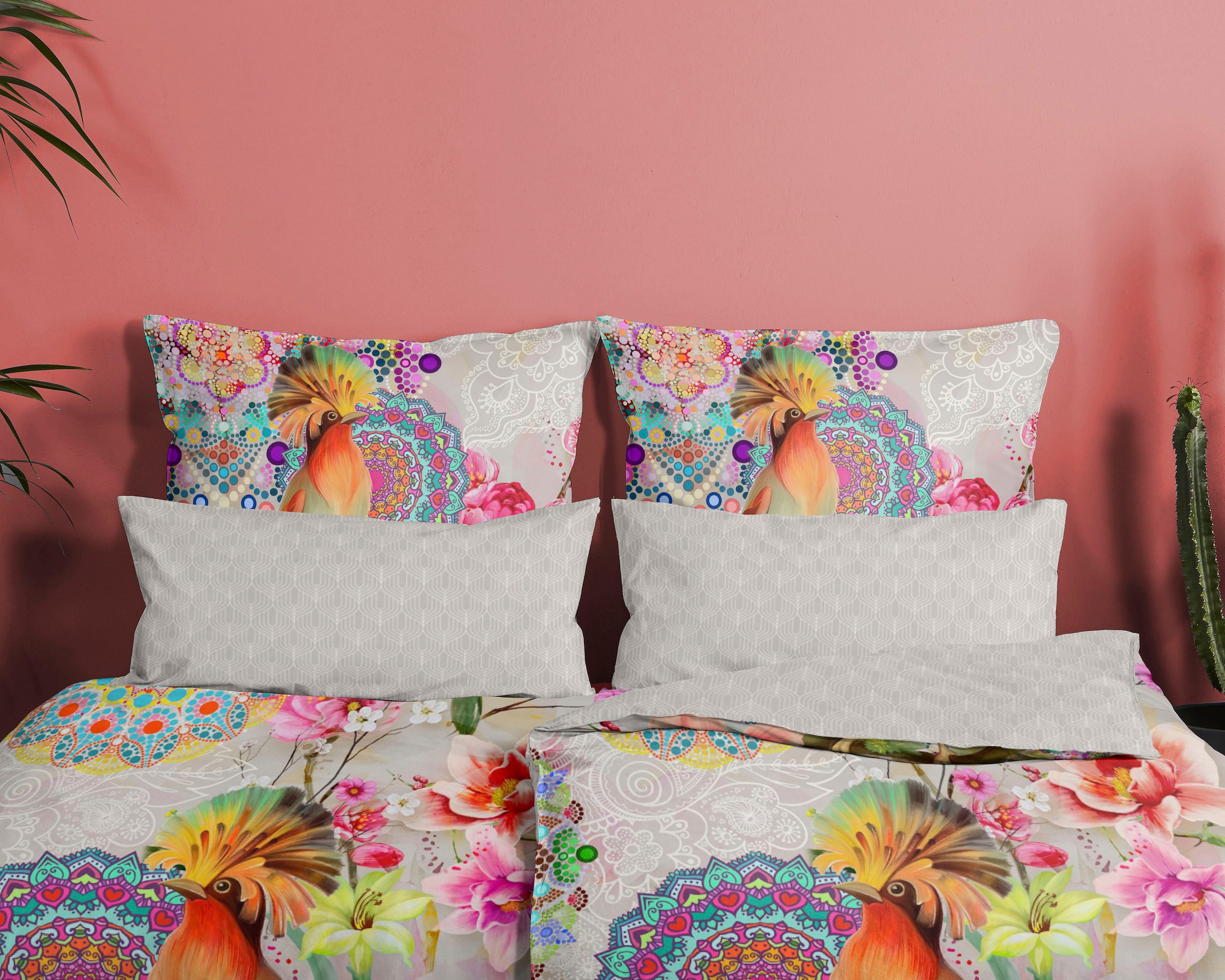 hip Wendebettwäsche »Bindi«, Mako-Satin, 135x200, Reißverschluss, Wendeoptik, Mandala, Vogel, Grau