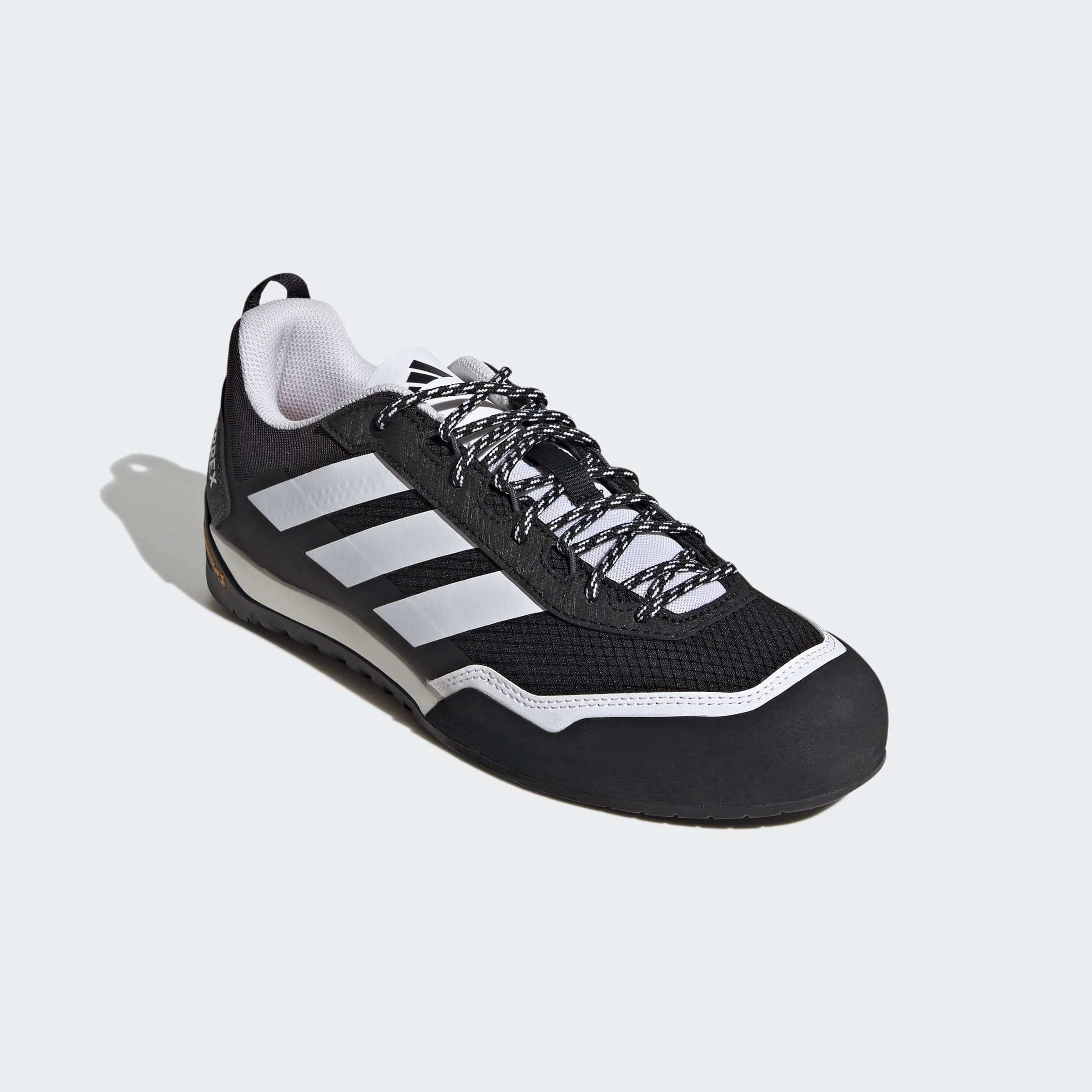 adidas TERREX Wanderschuh "SKYCHASER SOLO ZUSTIEGS" günstig online kaufen