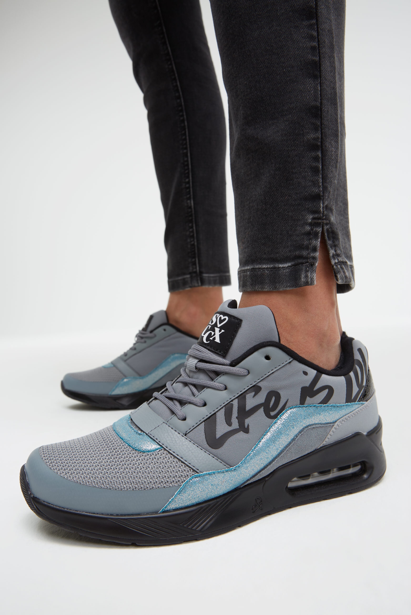 SOCCX Sneaker  mit Wechselfußbett