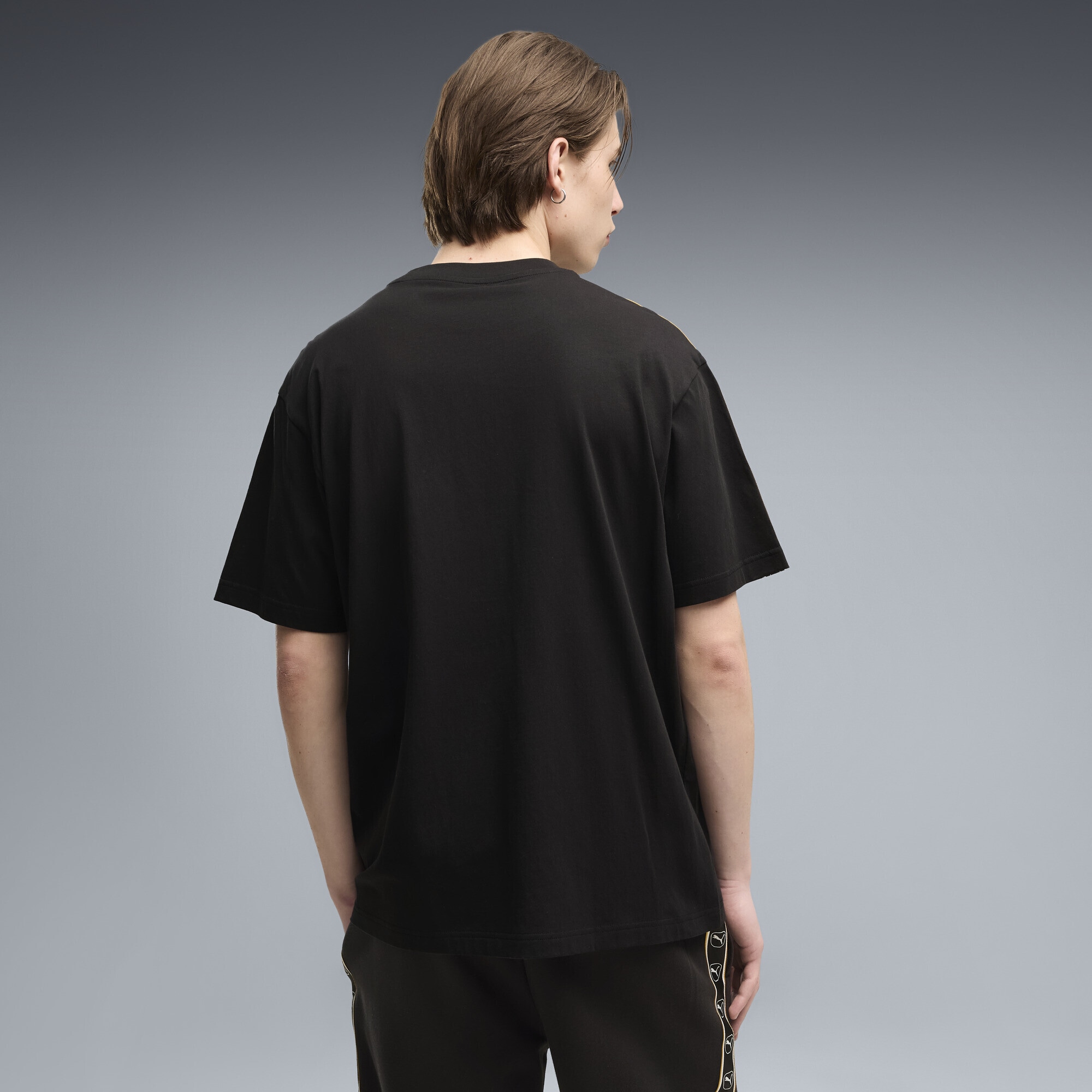 PUMA T-Shirt »Essentials Elevated Tape Relaxed T-Shirt Herren«