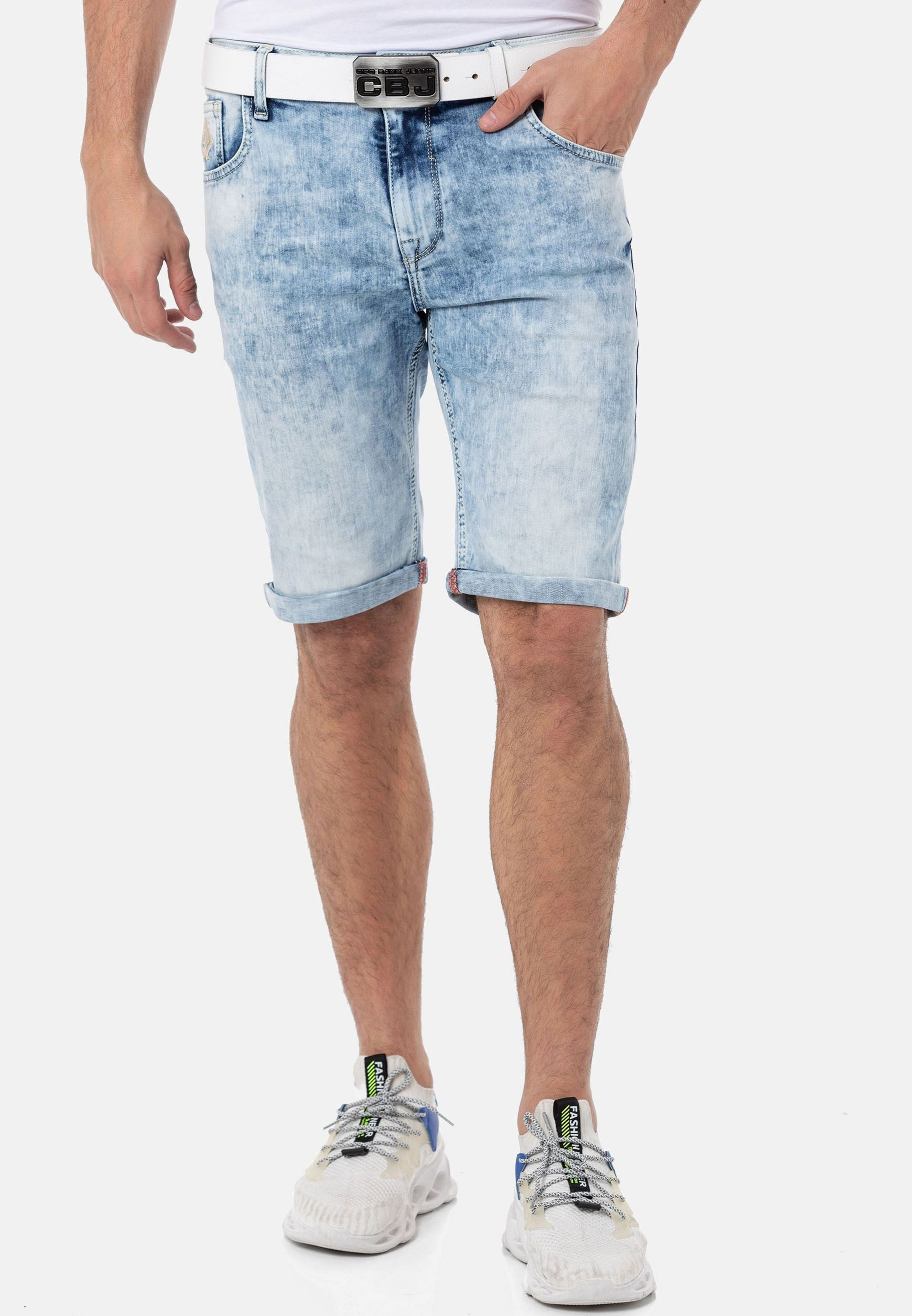 Cipo & Baxx Jeansbermudas »Shorts«, schmal geschnitten