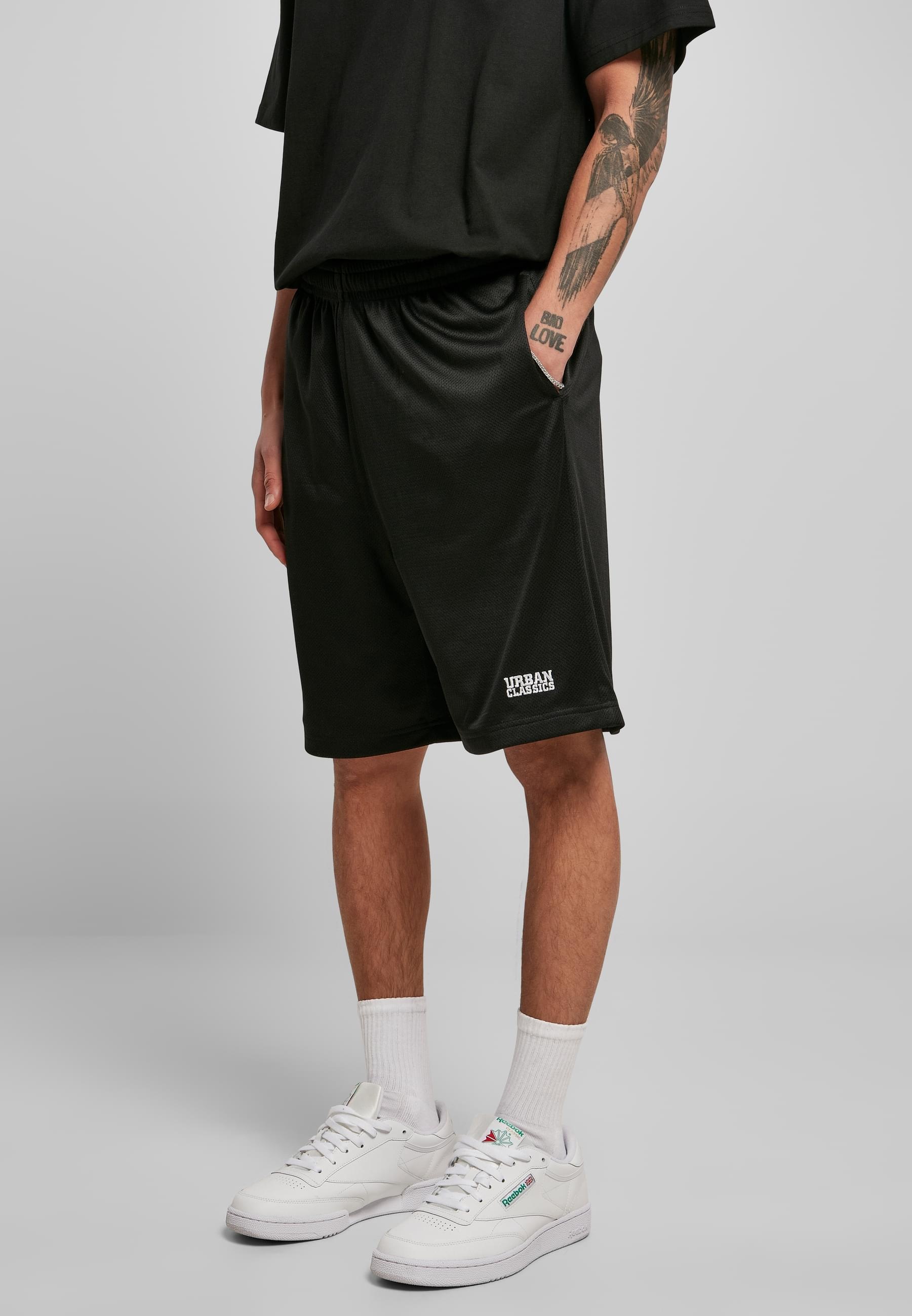 URBAN CLASSICS Stoffhose »Urban Classics Herren Basic Mesh Shorts«, (1 tlg.)