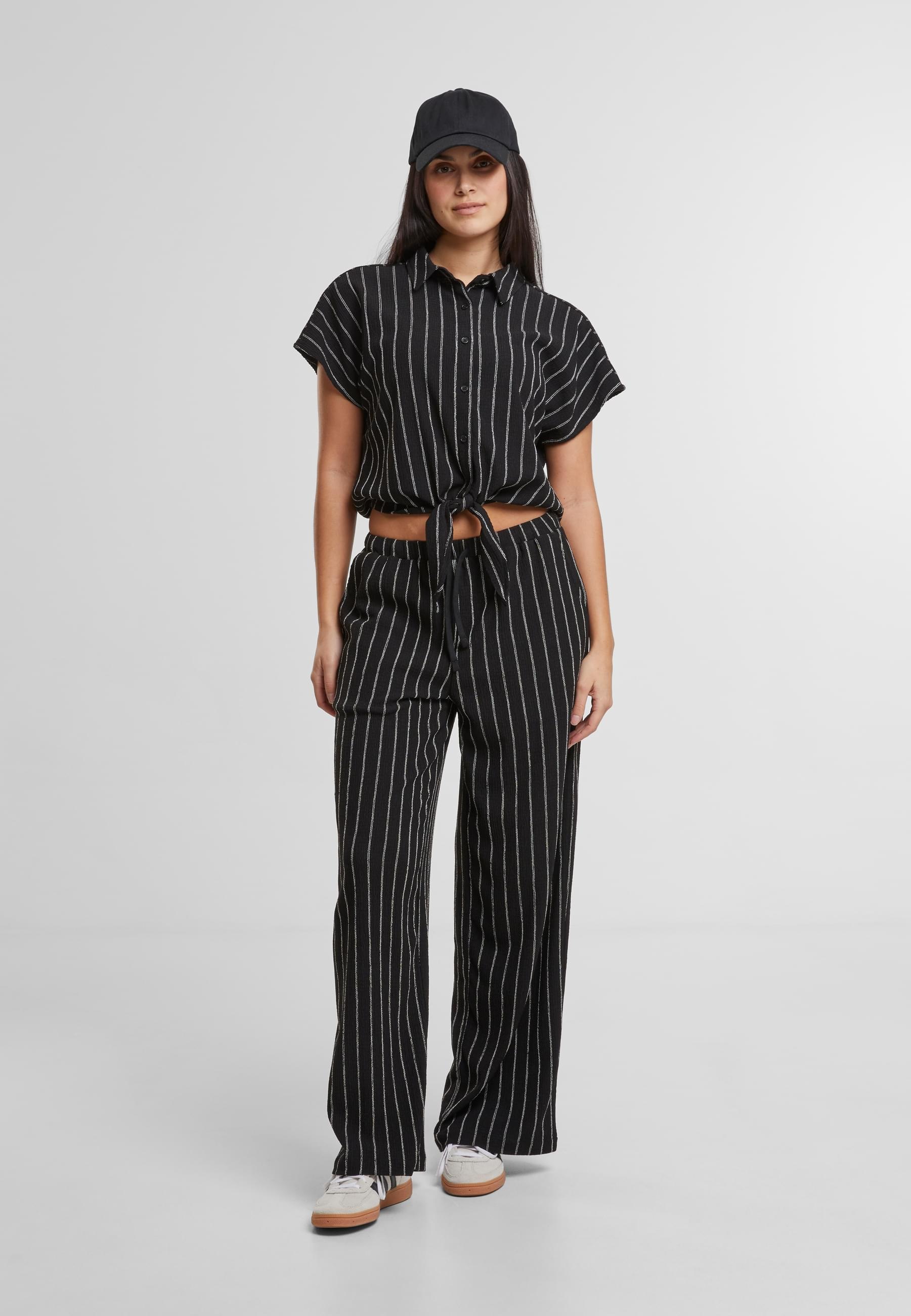 URBAN CLASSICS Klassische Bluse »Urban Classics Ladies Structured Striped Tied Blouse«