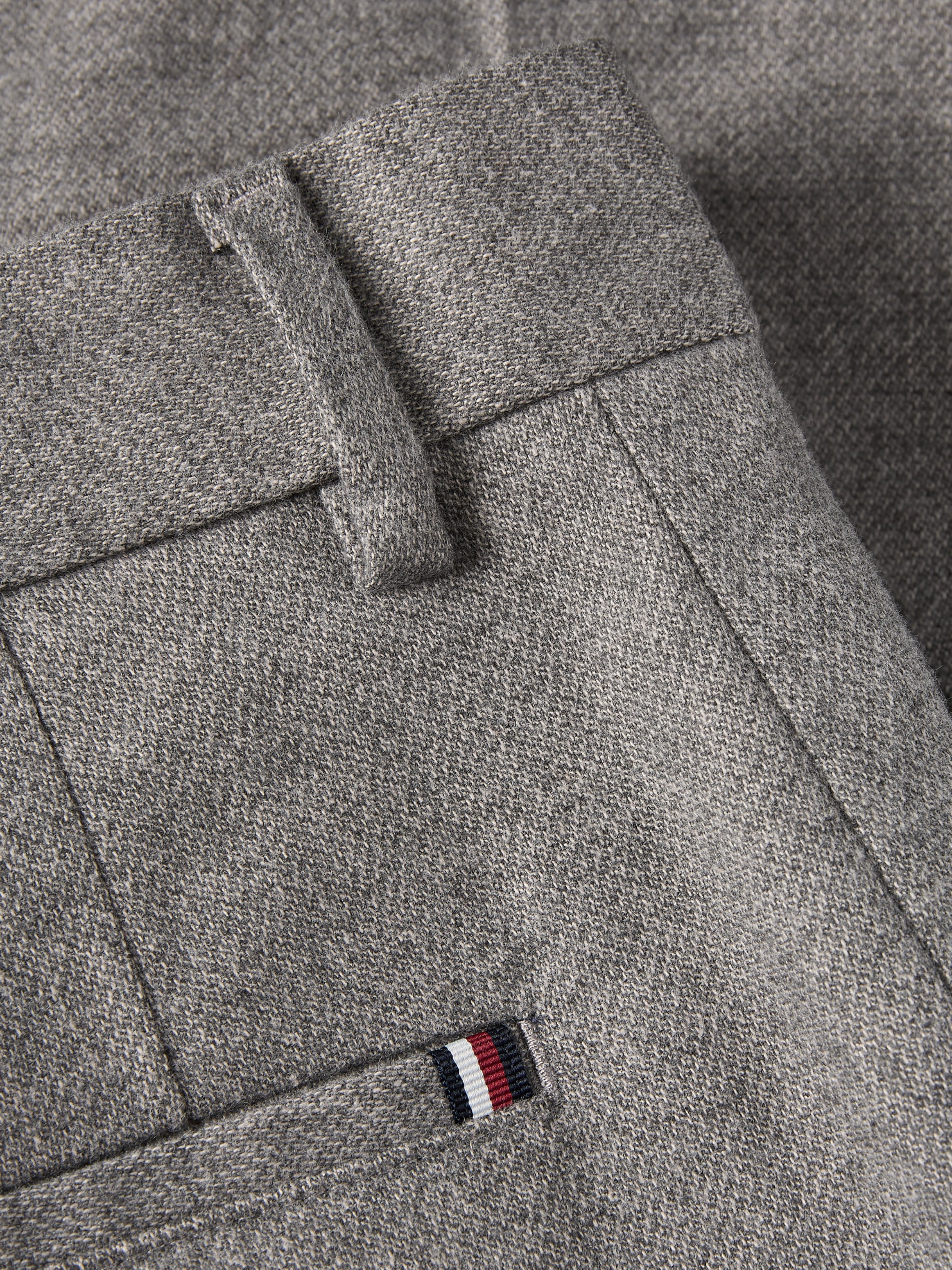 Tommy Hilfiger 5-Pocket-Hose »DC DENTON BRUSHED MARL«, meliertes Design, mit Bügelfalten