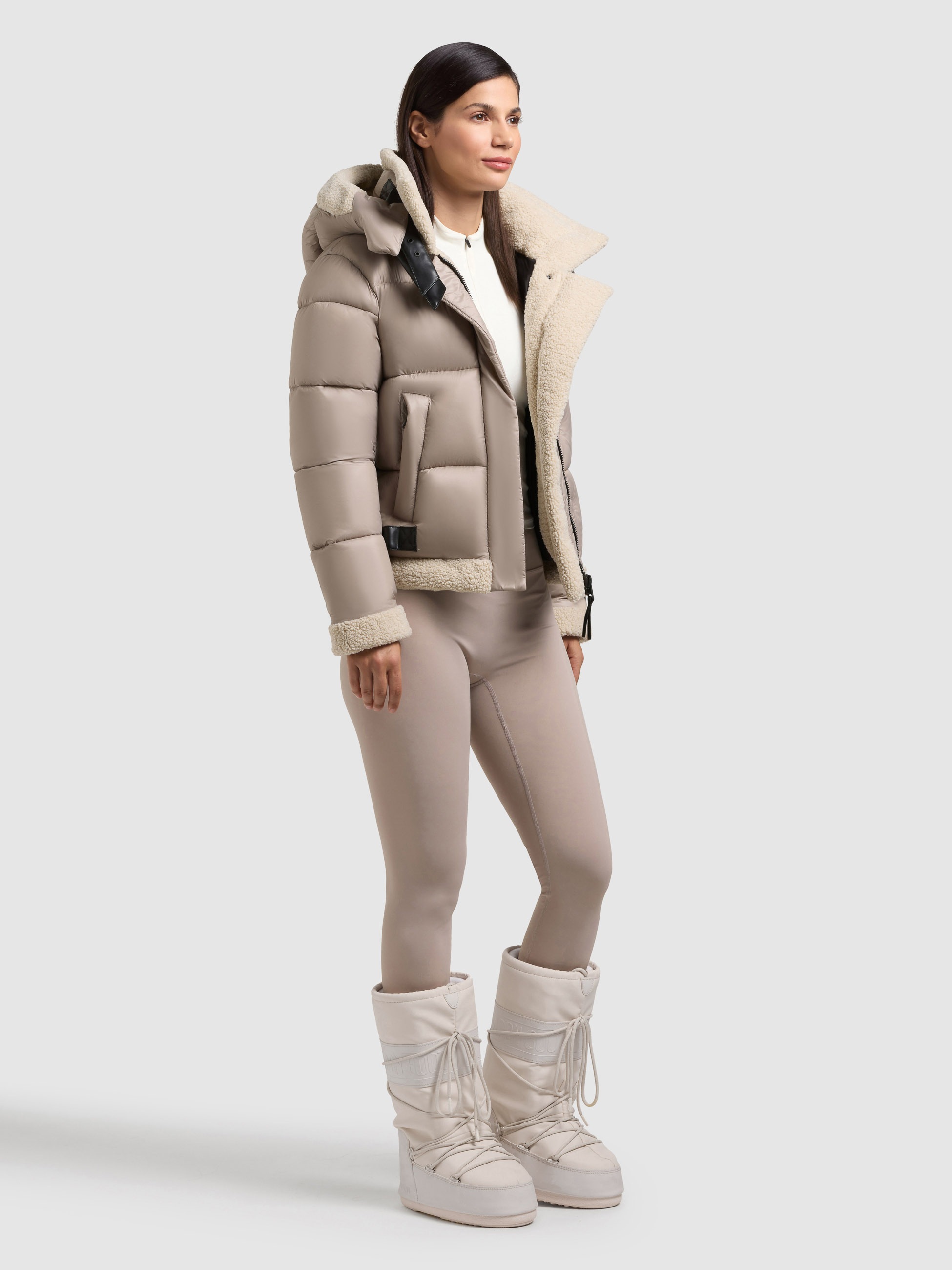 khujo Steppjacke »NESSIE2« mit Kapuze