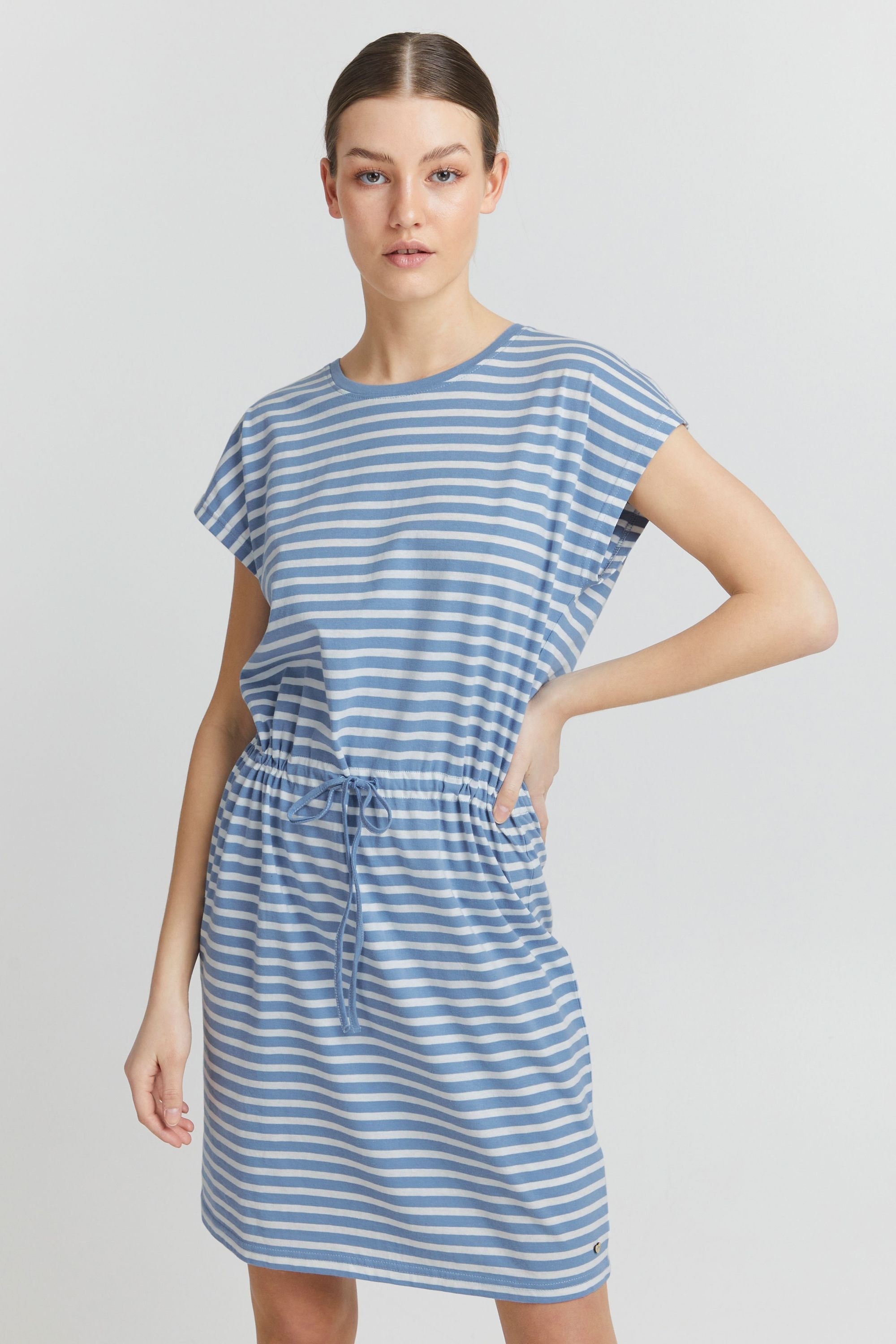 OXMO Sweatkleid »Sweatkleid OXStilla«