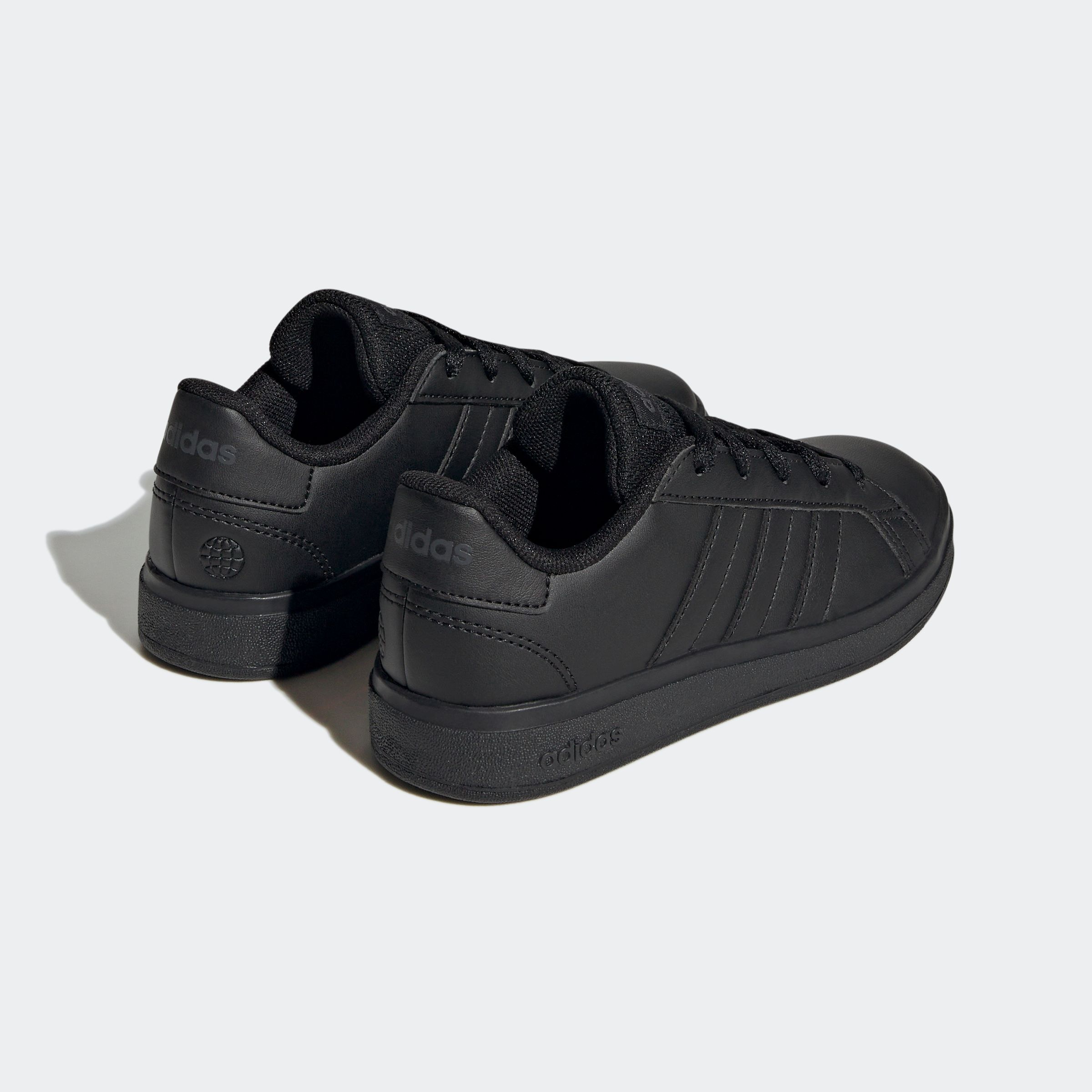 adidas Sportswear Sneaker »GRAND COURT LIFESTYLE TENNIS LACE-UP«, Design auf den Spuren des adidas Superstar