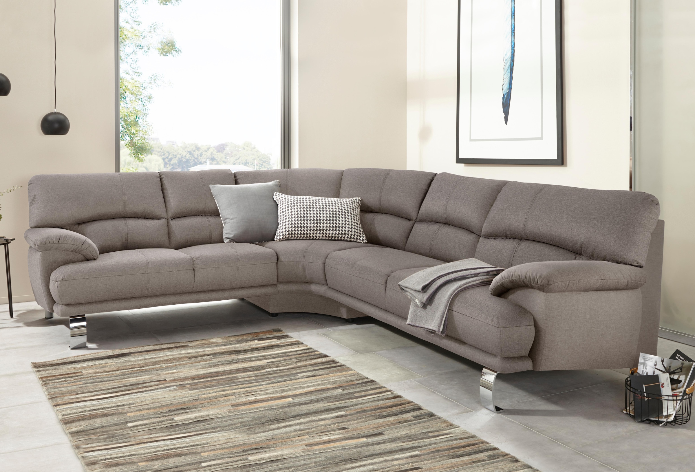 TRENDMANUFAKTUR Ecksofa »Cecilia II, in italienischen Design, bequem, hoher Sitzkomfort, L-Form«, extrabreite Armlehnen für noch mehr Sitzkomfort
