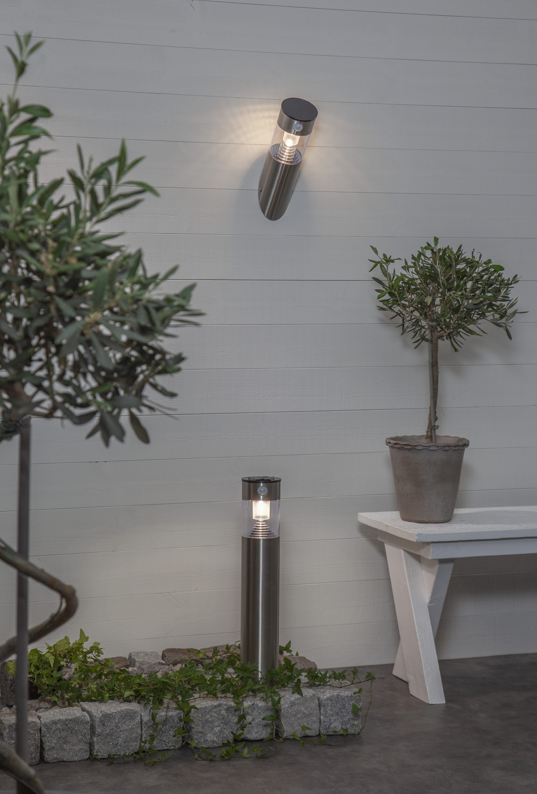 Parforce Traditional Hunting LED Solarleuchte »Solar-Wandleuchte Marbella« LED-Board 1 Stk. Warmweiß Bewegungs- und Dämmerungssensor, 80 lm bei Bewegung, 10 lm Dauerlicht