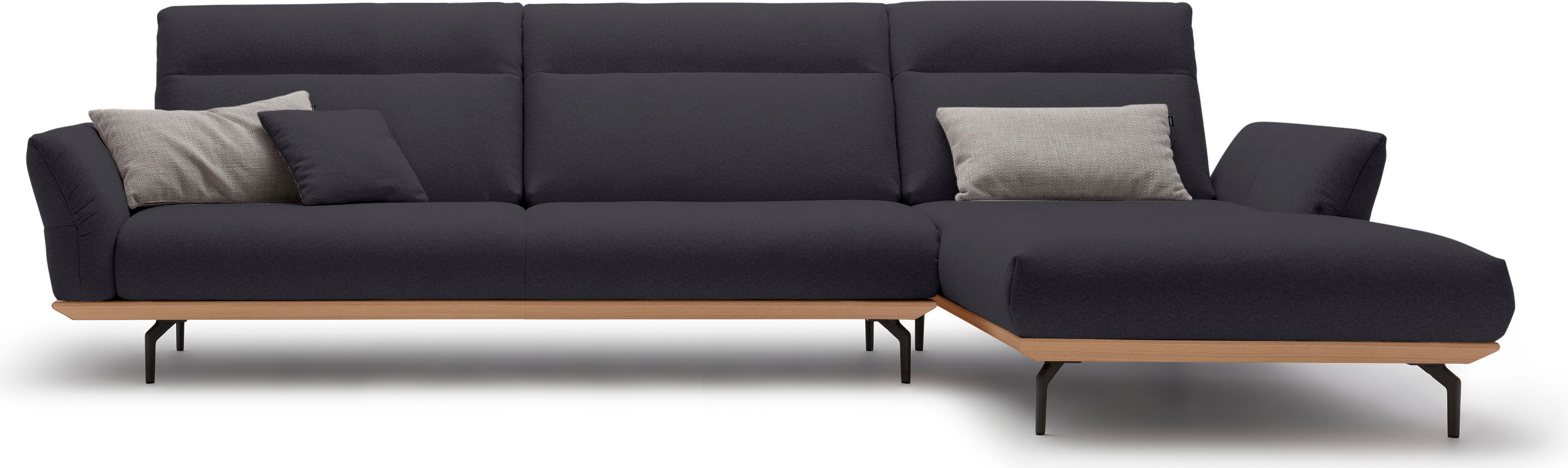 Creation BY ROLF BENZ Ecksofa "CR.460, Design-Sofa der Extraklasse, verstellbare Rückenlehne, L-Form" Sockel in Eiche, Winkelfüße in Umbragrau, Breite 338 cm