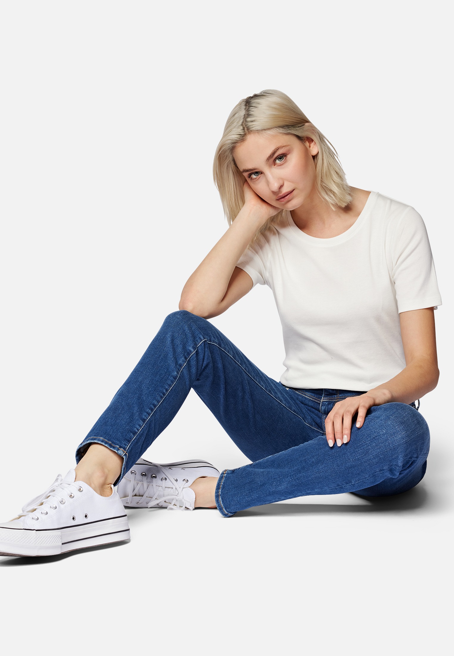 Mavi Skinny-fit-Jeans »// Label-Detail Modell "Sophie"« Schmale Jeans