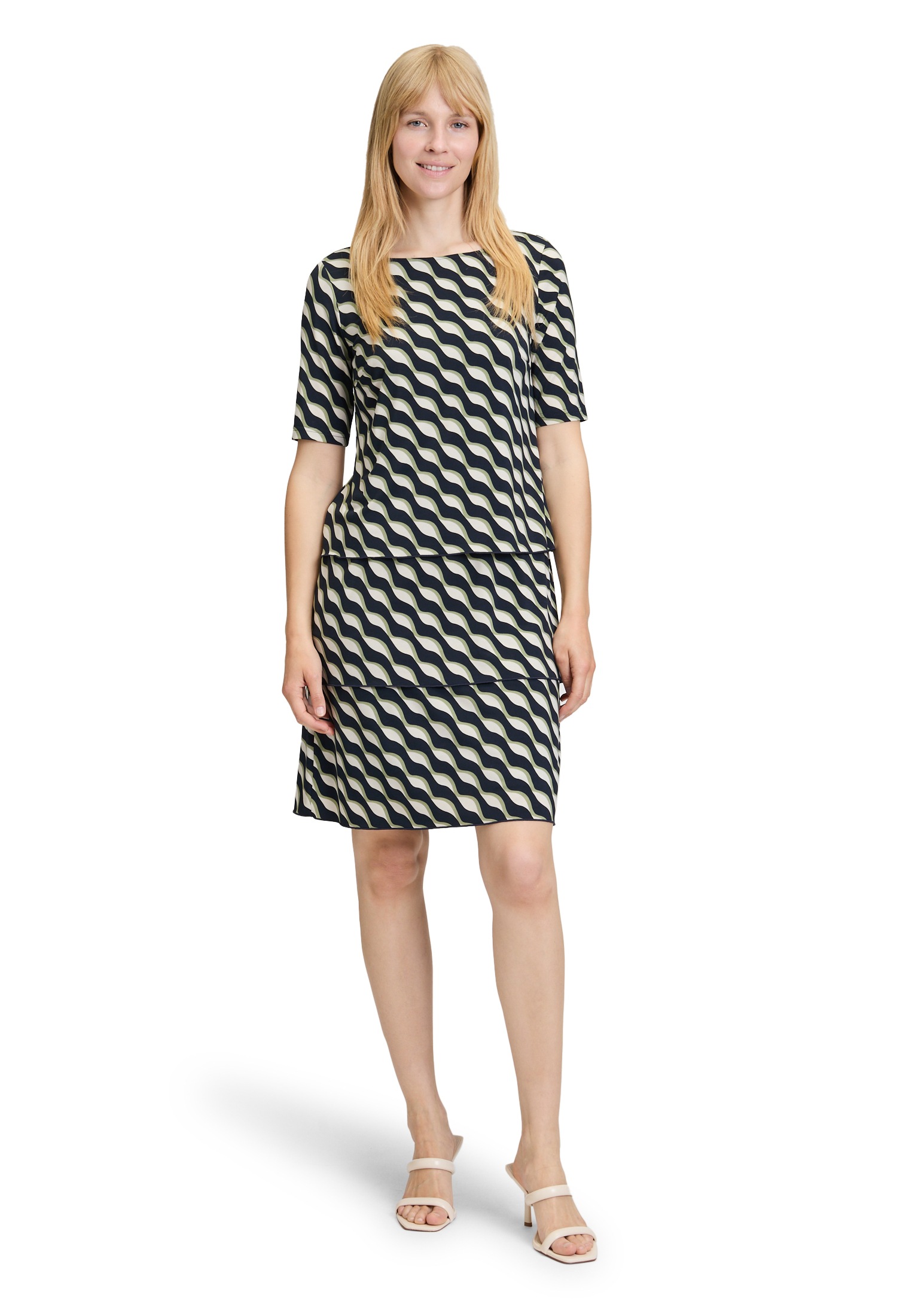 Betty Barclay Sommerkleid »Betty Barclay Stufenkleid kurzarm«