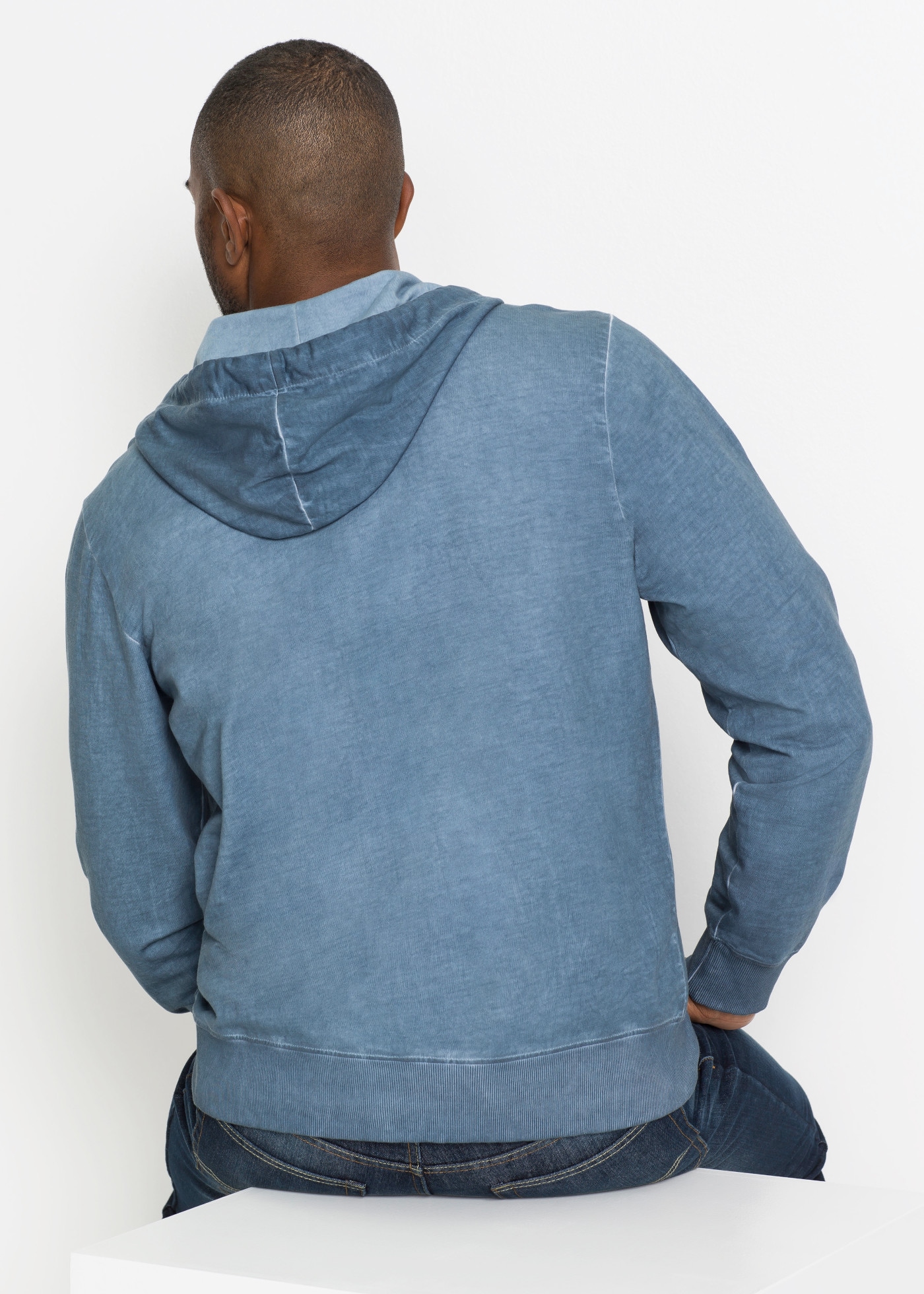 bonprix Kapuzensweatjacke aus Baumwolle, Regular Fit, cool gewaschene Optik, im Casual Stil
