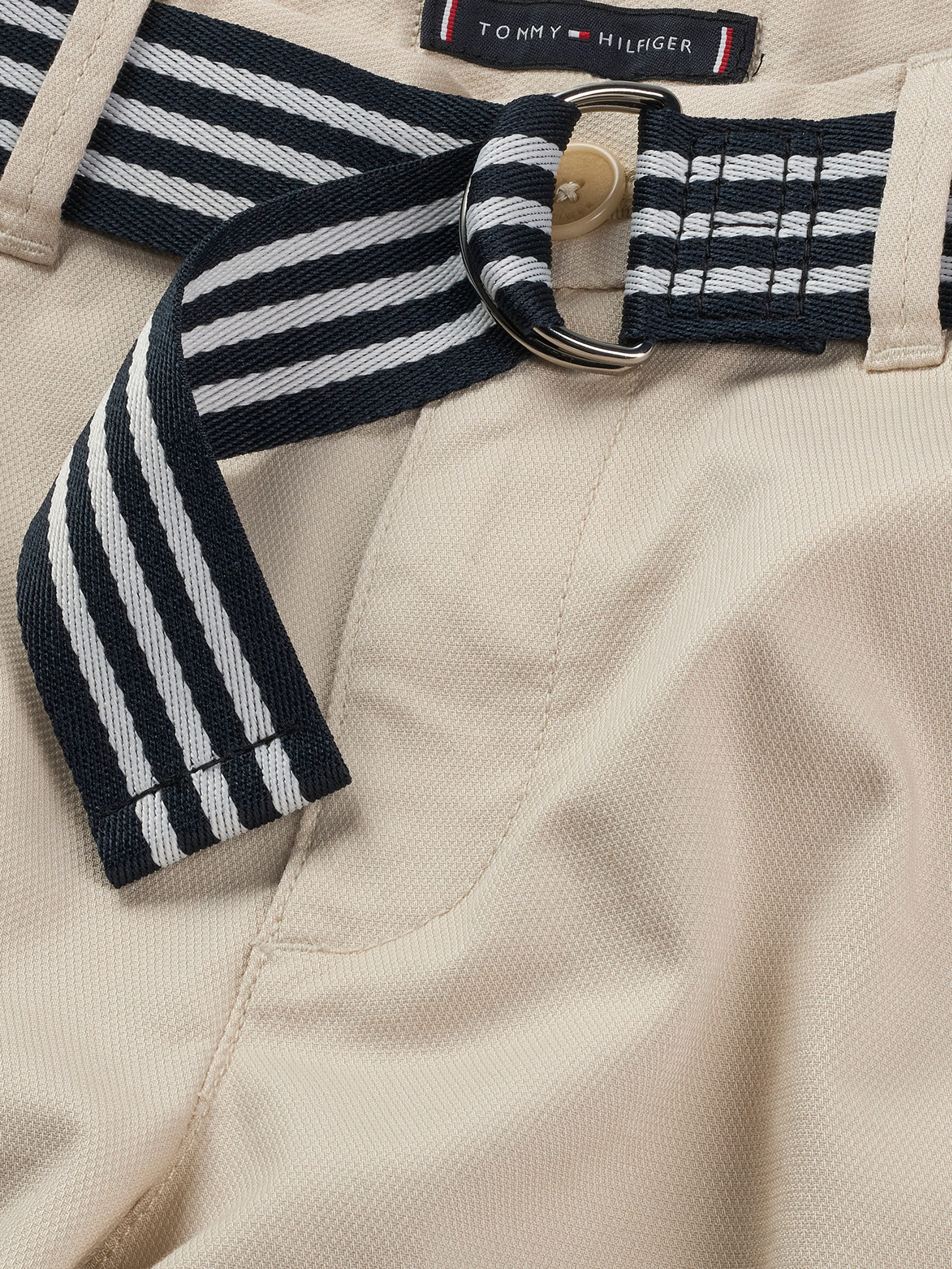 Tommy Hilfiger Shorts »WOVEN BELTED SHORT«, mit Gürtel