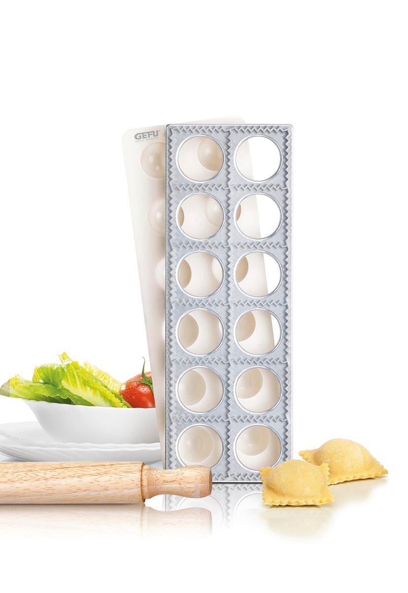 Ravioliform »TASCA«, (Set, 3 St., Maultaschenbrett-Muldenformer-Holzrolle),...