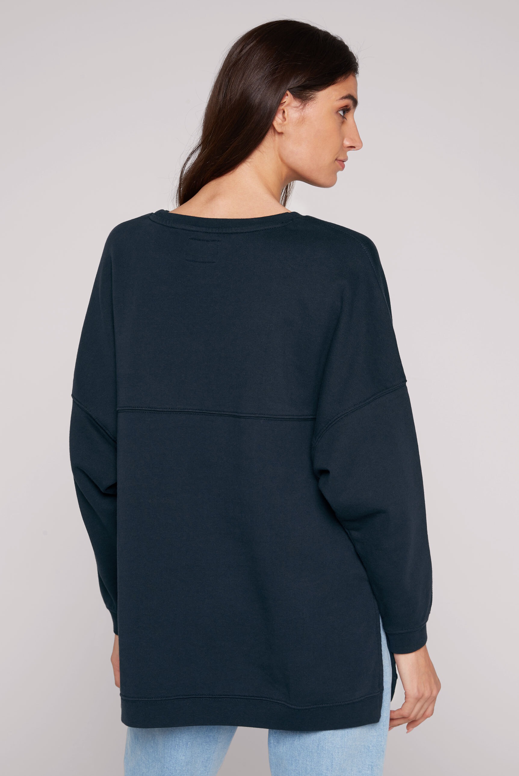 SOCCX Longsweatshirt, mit überschnittenen Schultern