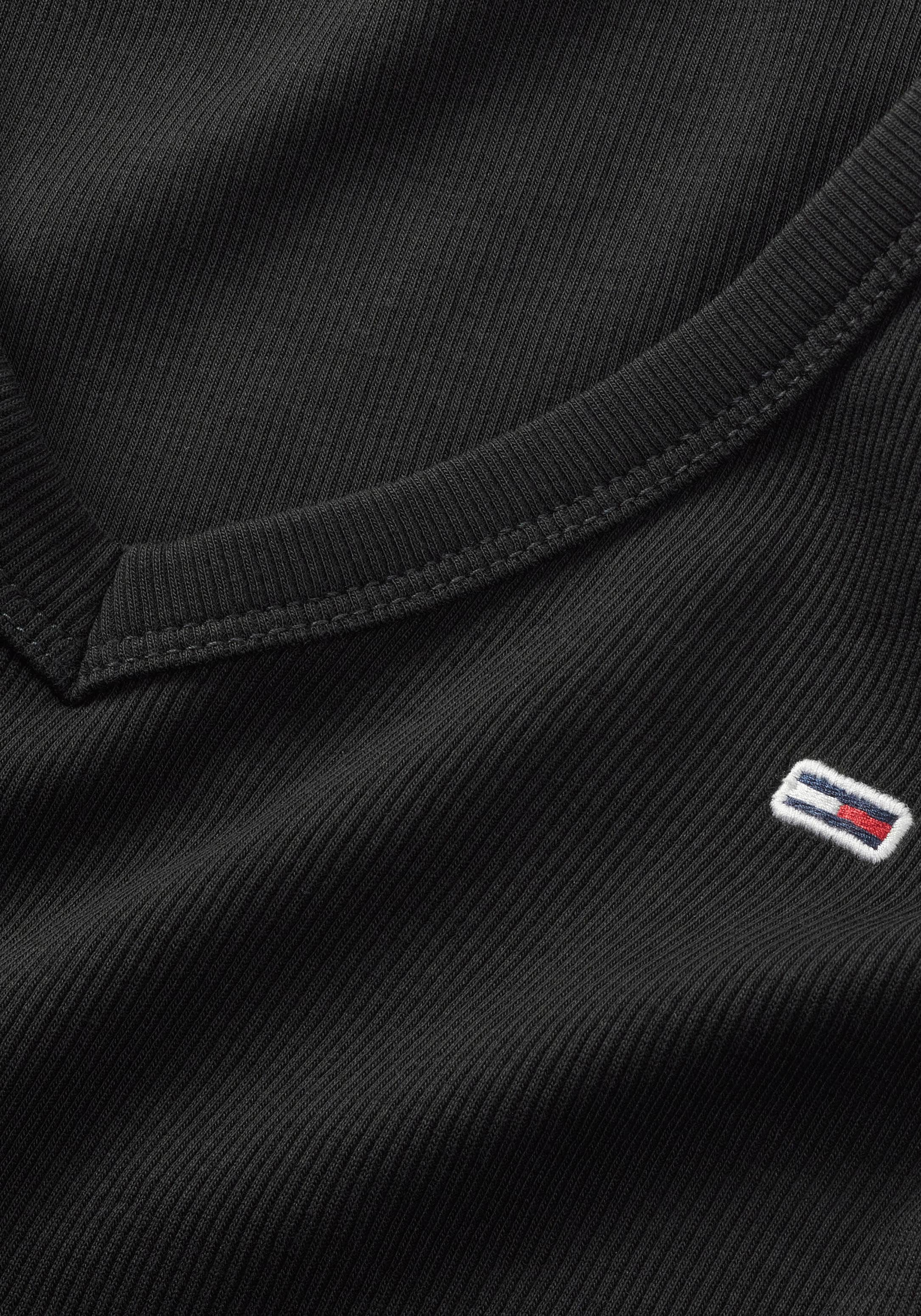 Tommy Jeans T-Shirt »Slim kaufen BAUR V-Neck mit Rib Rippshirt«, Logostickerei | Essential