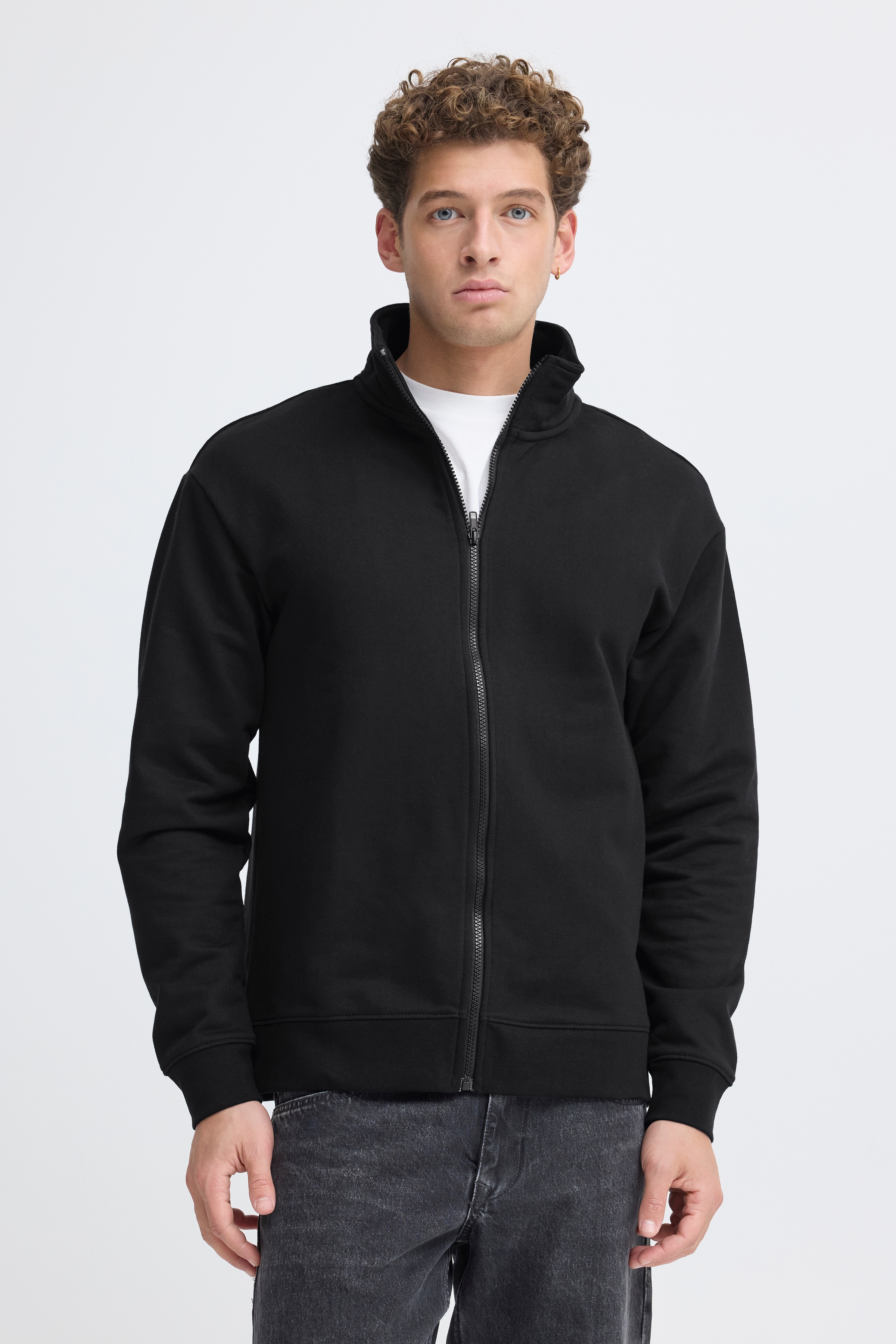 Blend Sweater "BHBRODY STAND SWEATSHIRT", mit Reißverschluss, aus Baumwolle und Polyester, Regular Fit