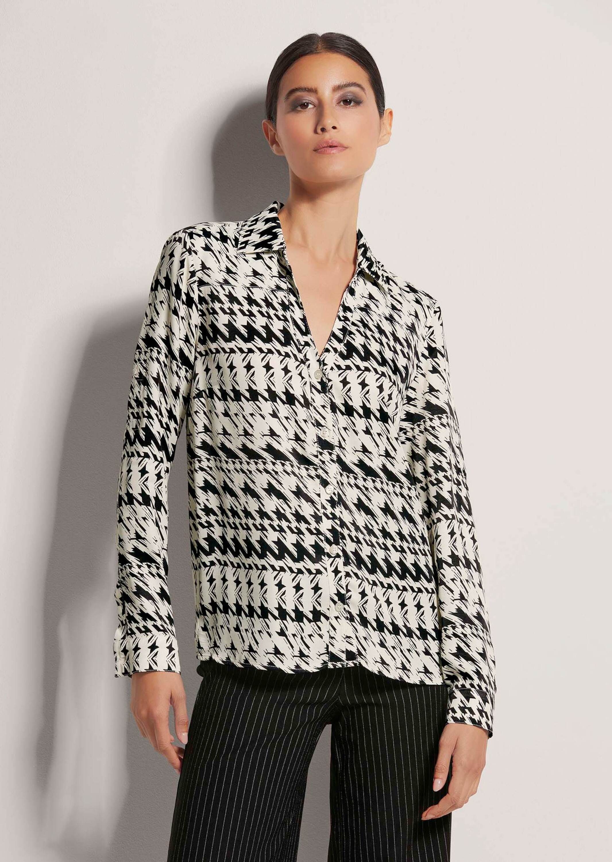 MADELEINE Langarmbluse "Hemdbluse Elegantes Blusenshirt mit V-Ausschnitt" günstig online kaufen