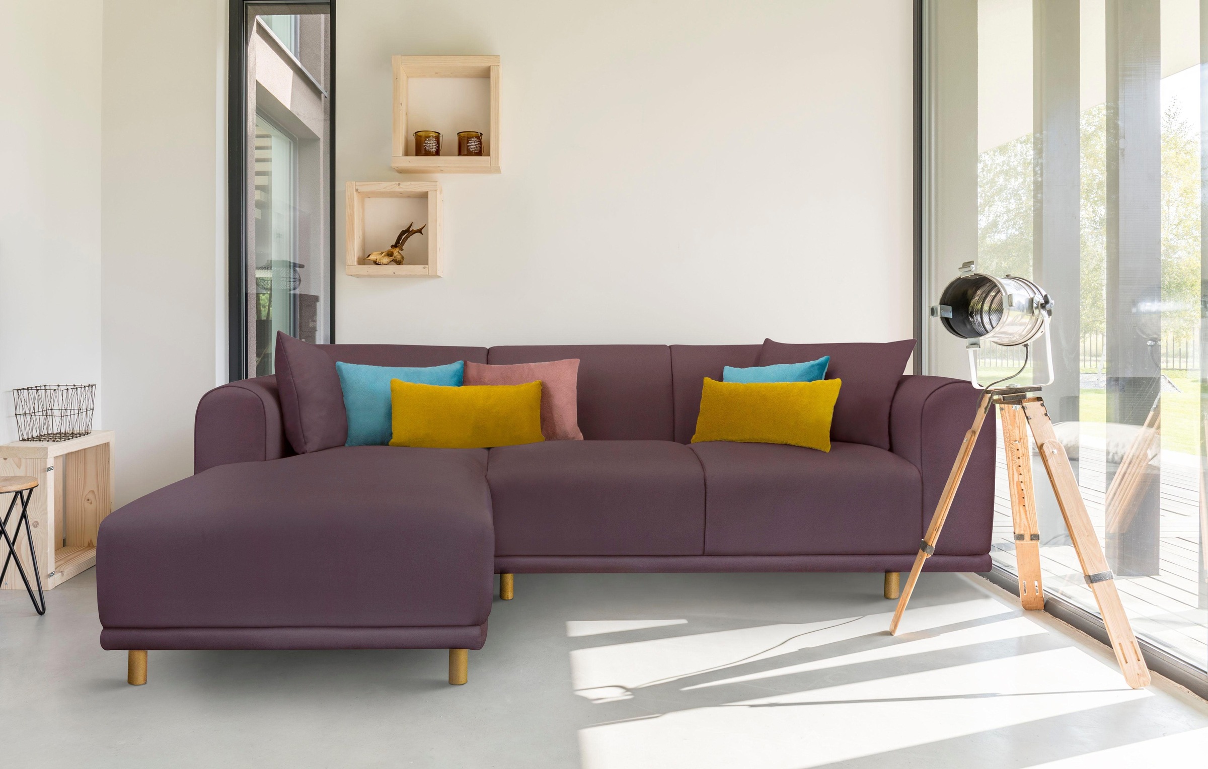 andas Ecksofa »Maroon L-Form«, in skandinavischem Design, mit losen Kissen