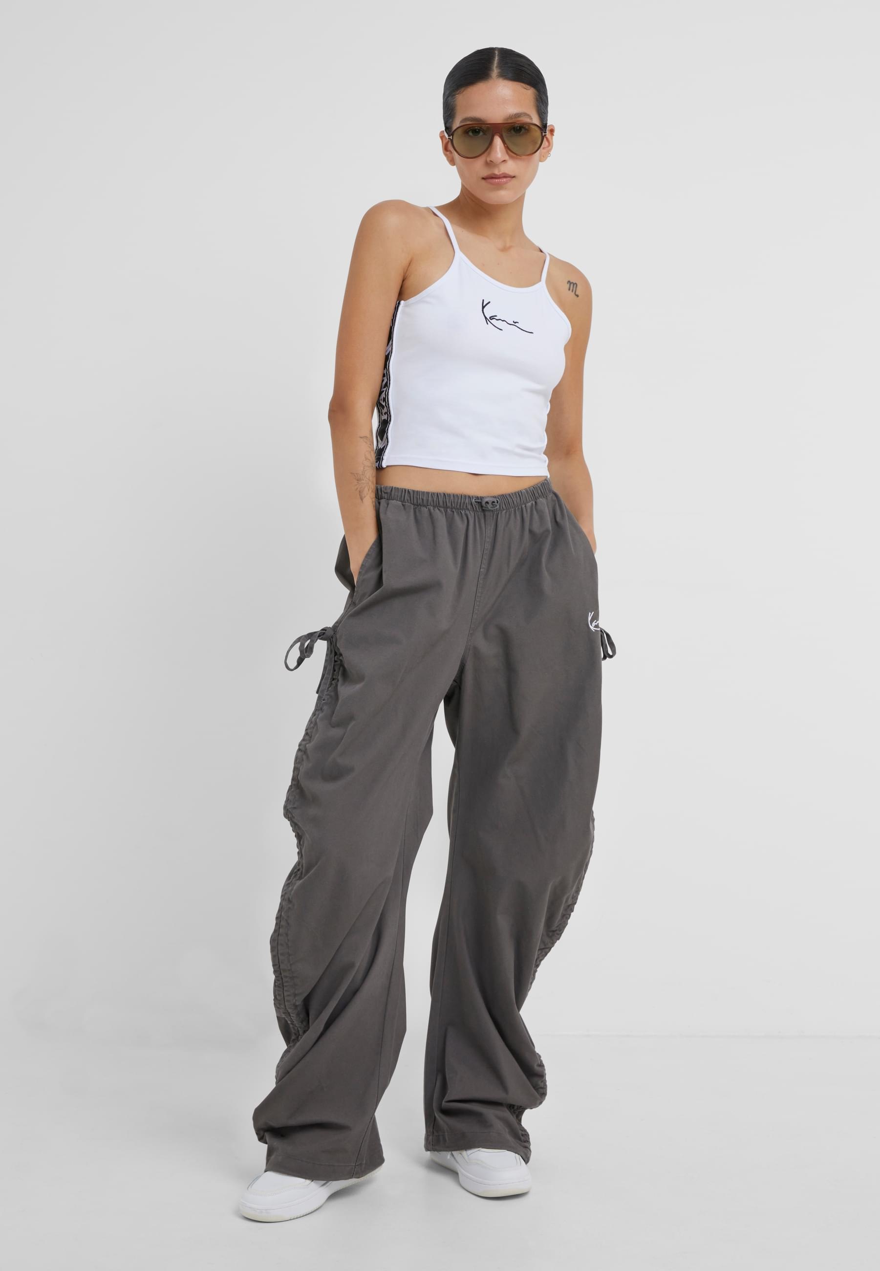 Karl Kani Muskelshirt »Karl Kani Damen KKWQ22001WHT Small Signature Tape Top«, (1 tlg.)